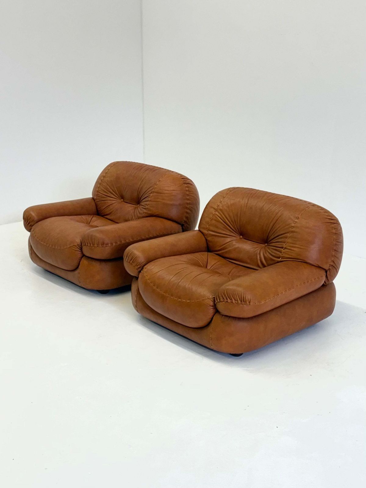 Cognac Brown Leather Sapporo Armchair For Mobil Girgi photo vintage