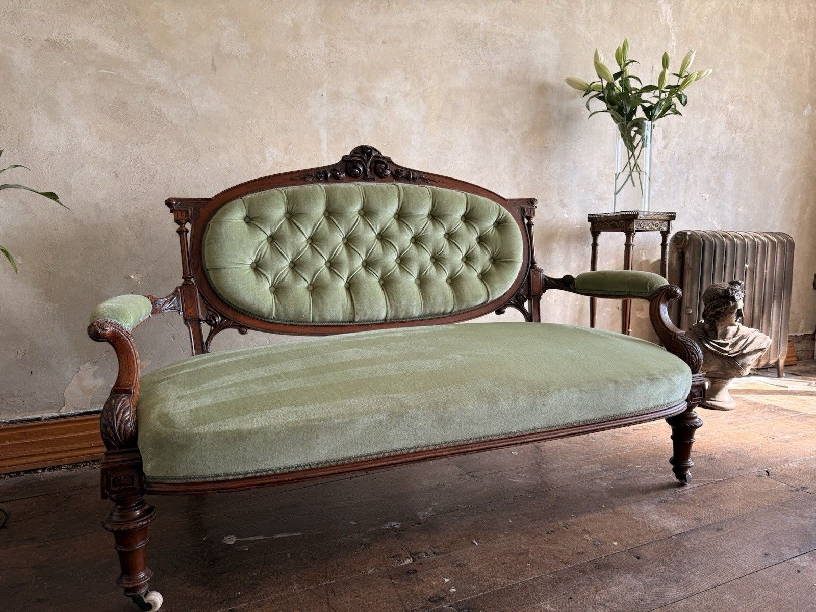 Original Antique Carved Pastashio Green Chaise Longue Salon Sofa England 1880 C photo for sale
