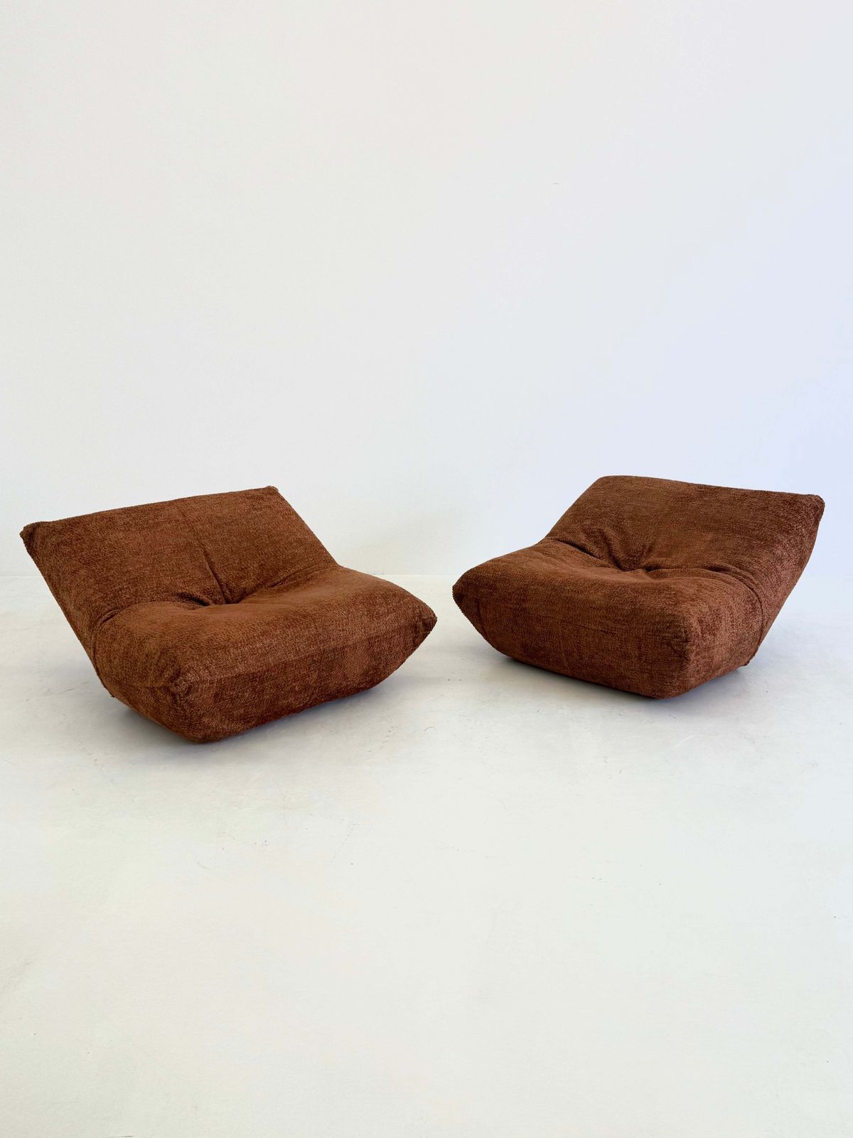 Papillon Lounge Chairs By Guido Maria Rosati For Giovannetti In Rust Brown photo buy