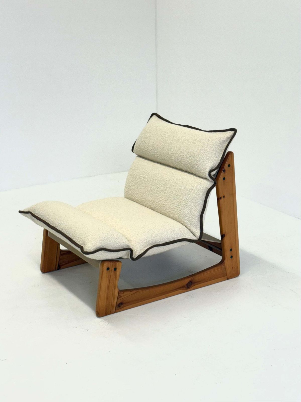Italian Armchair From Ibisco In White Bouclé photo 2600.0