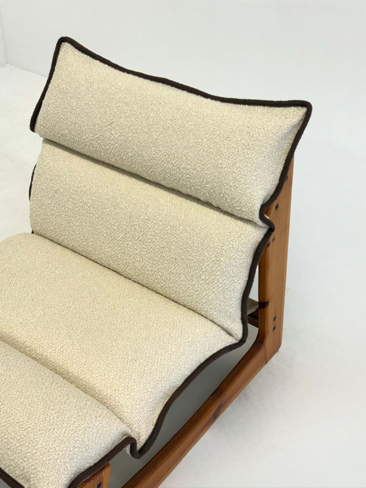 Italian Armchair From Ibisco In White Bouclé photo vinterior