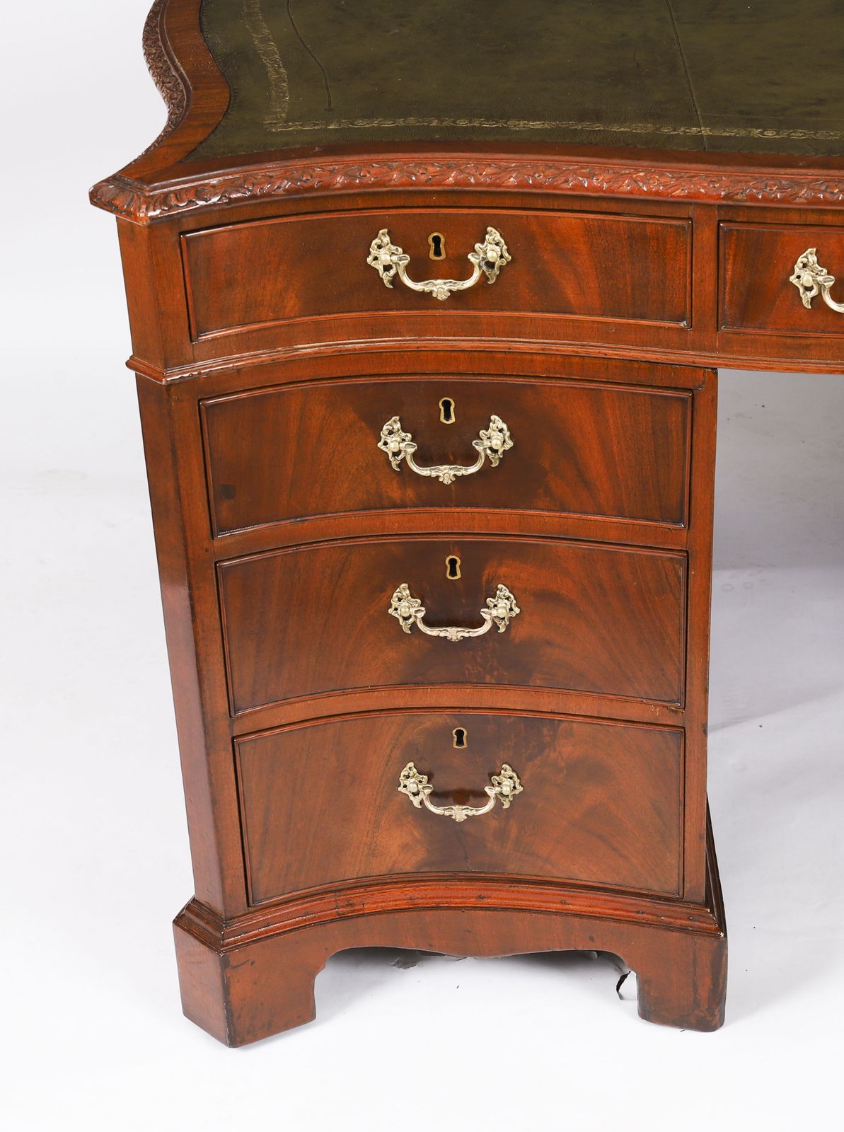 photo vinterior Antique Flame Mahogany Serpentine Partners Desk Circa 1900