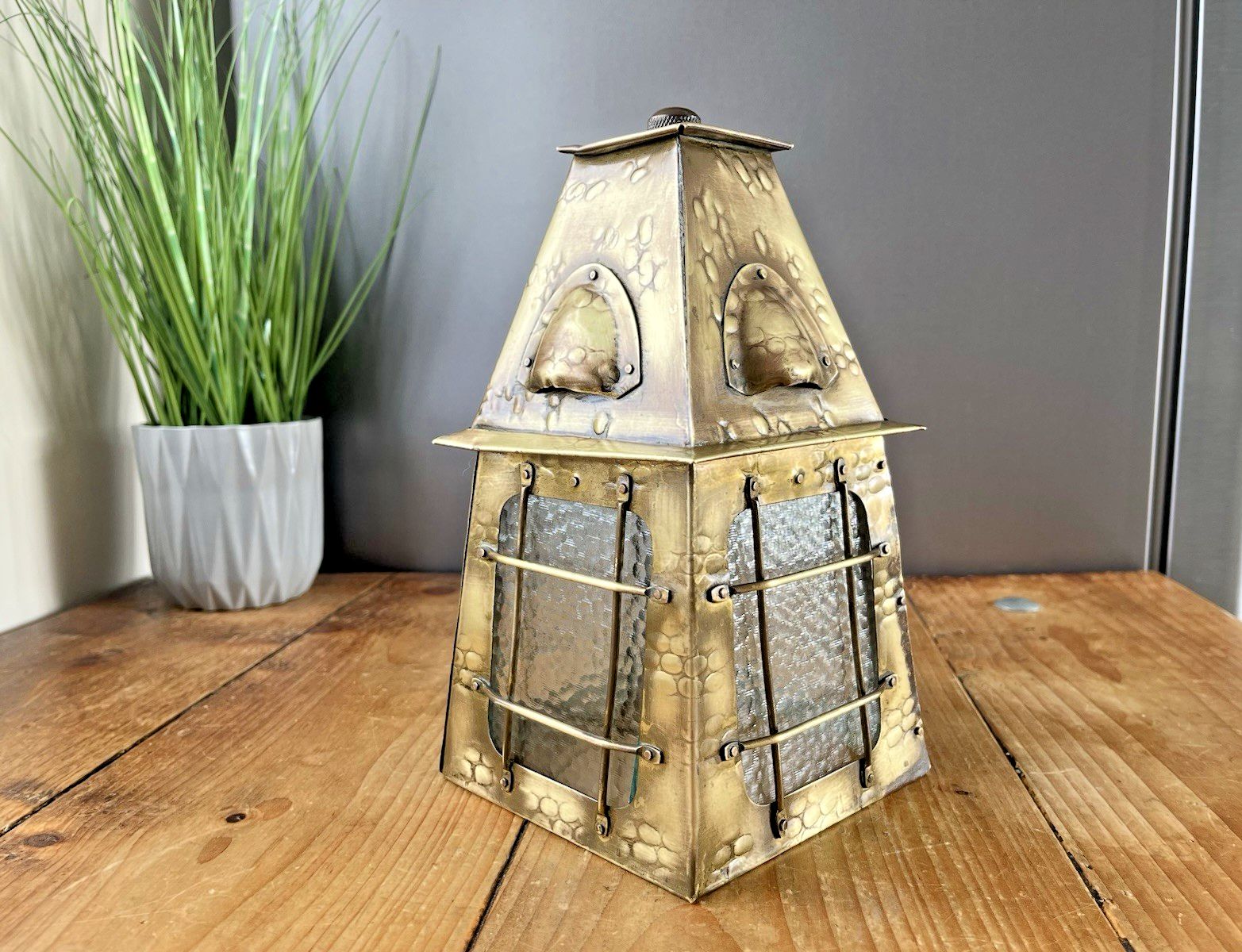 Antique Arts & Crafts Textured Brass & Glass Pendant Lantern Porch Lamp Light