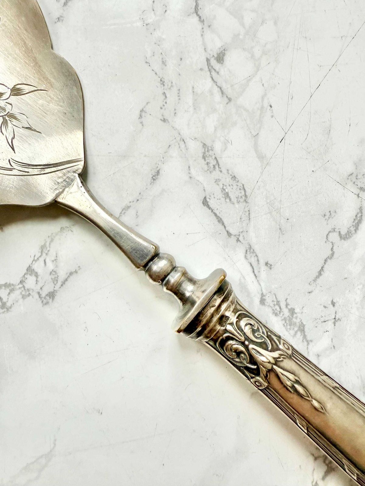 Antique French Cake Slice Or Tart Shovel Marie Antoinette Style Classical Chateau Original Case Silver Plated Sterling Silver Handle photo Home Decor