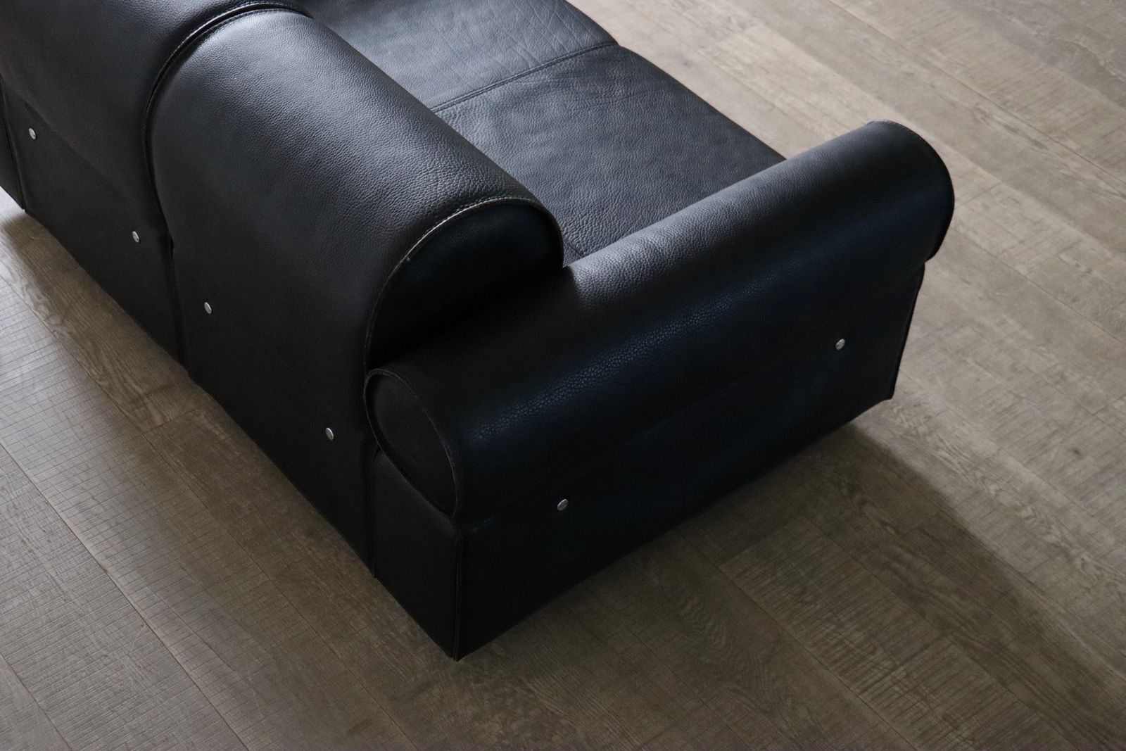 photo for sale Marzio Cecchi Sofa Daybed In Buffalo Leer, Italië Jaren 1970