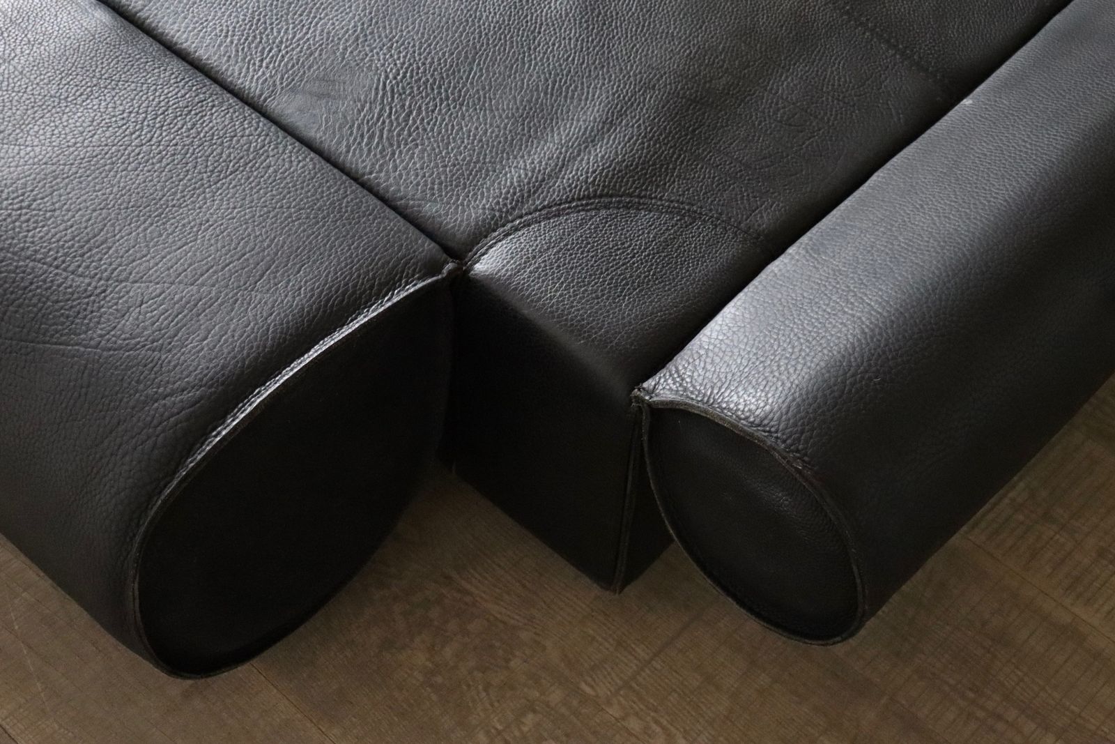 photo vintage Marzio Cecchi Sofa Daybed In Buffalo Leer, Italië Jaren 1970