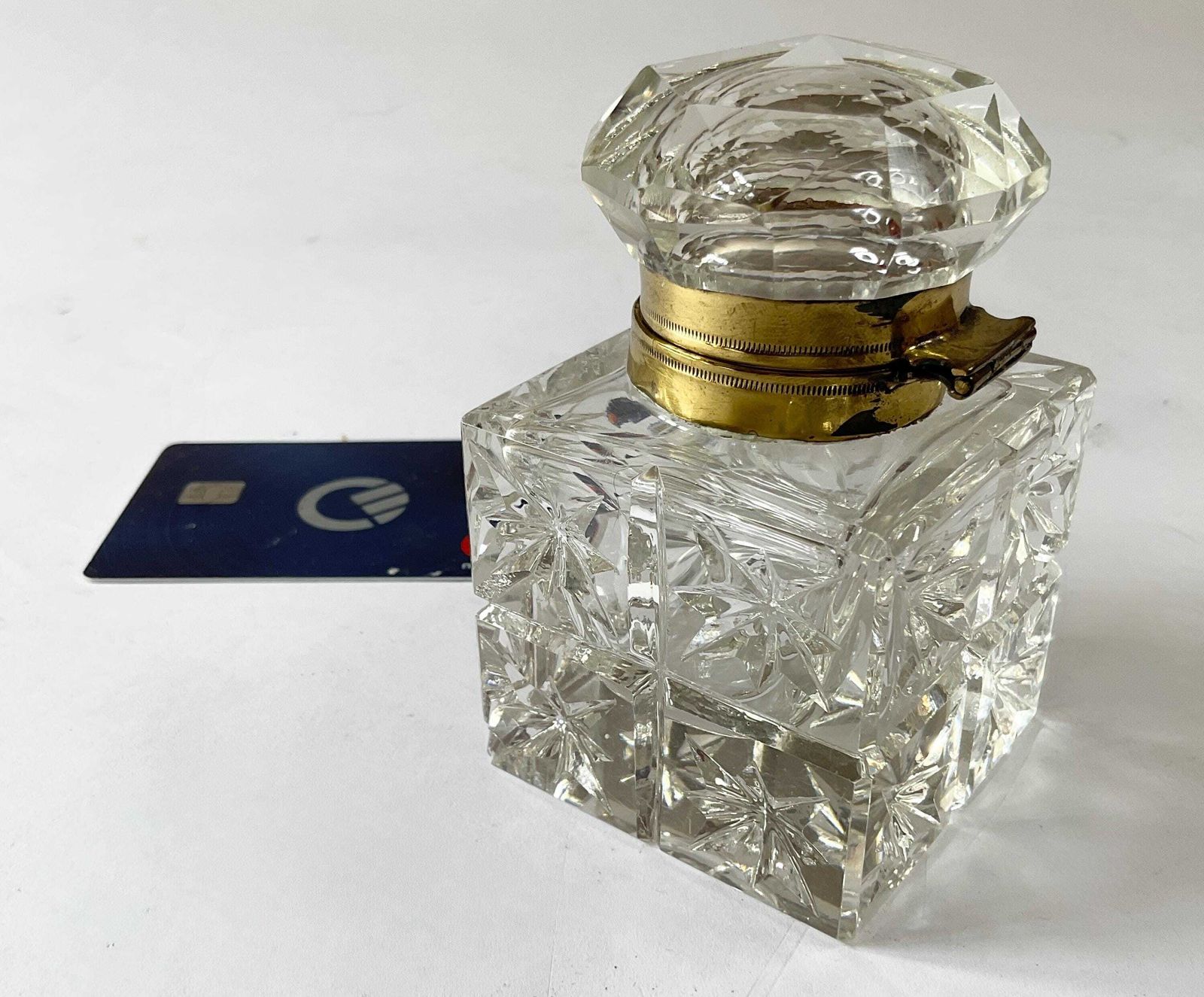 Edwardian Brass & Cut Glass Desk Inkwell – C.1905 photo vinterior