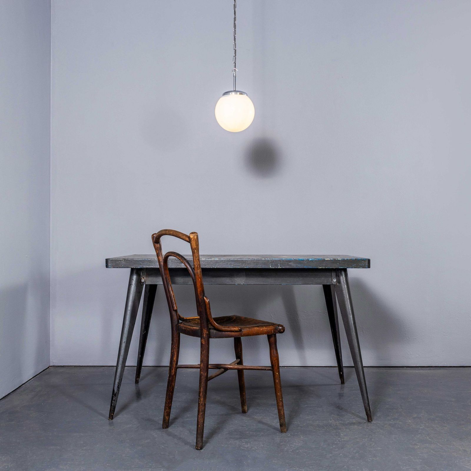 photo furniture 1950’s Plain Opaline Pendant Glass – 20cm