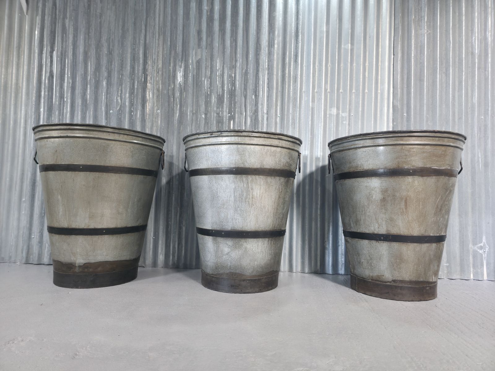 Xl Large Rustic Reclaimed Galvanised Round Metal Olive Tree Garden Planter photo vintage