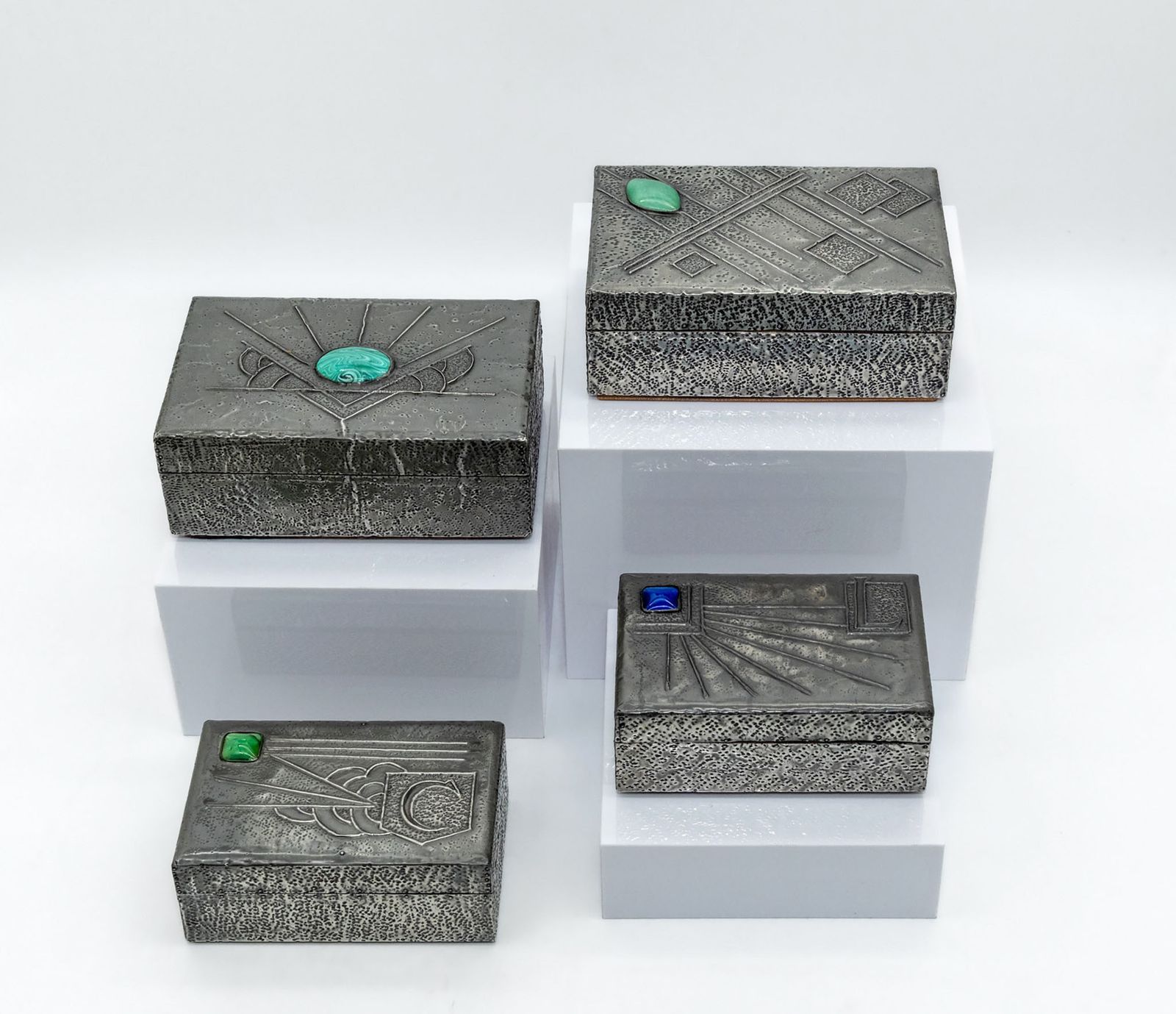 Art Deco / Arts & Crafts Pewter Box With Green Cabochon Sunrise photo buy