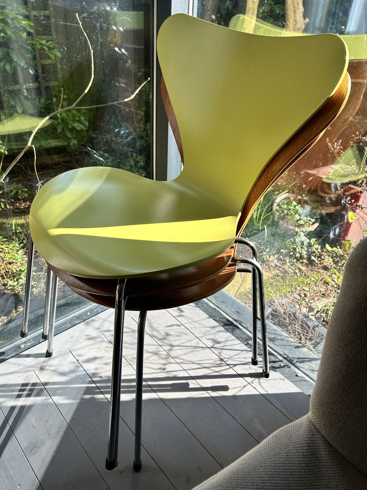 Vintage Fritz Hansen Series 7 Dining Chair By Arne Jacobsen In Citron Lime Green
