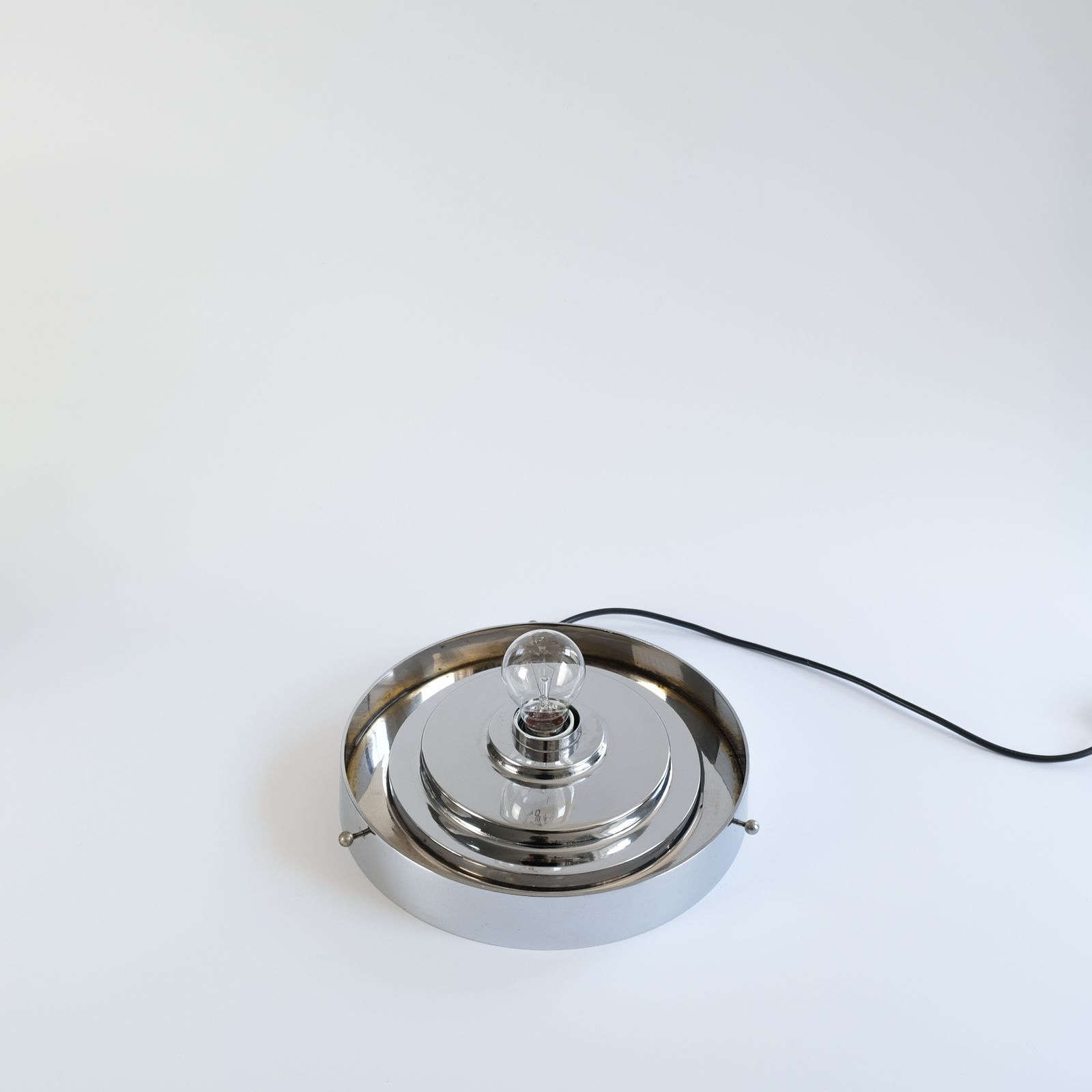 photo buy Mid Century Sergio Asti "Paracarro" Table Lamp For Bilumen, Italy 1972