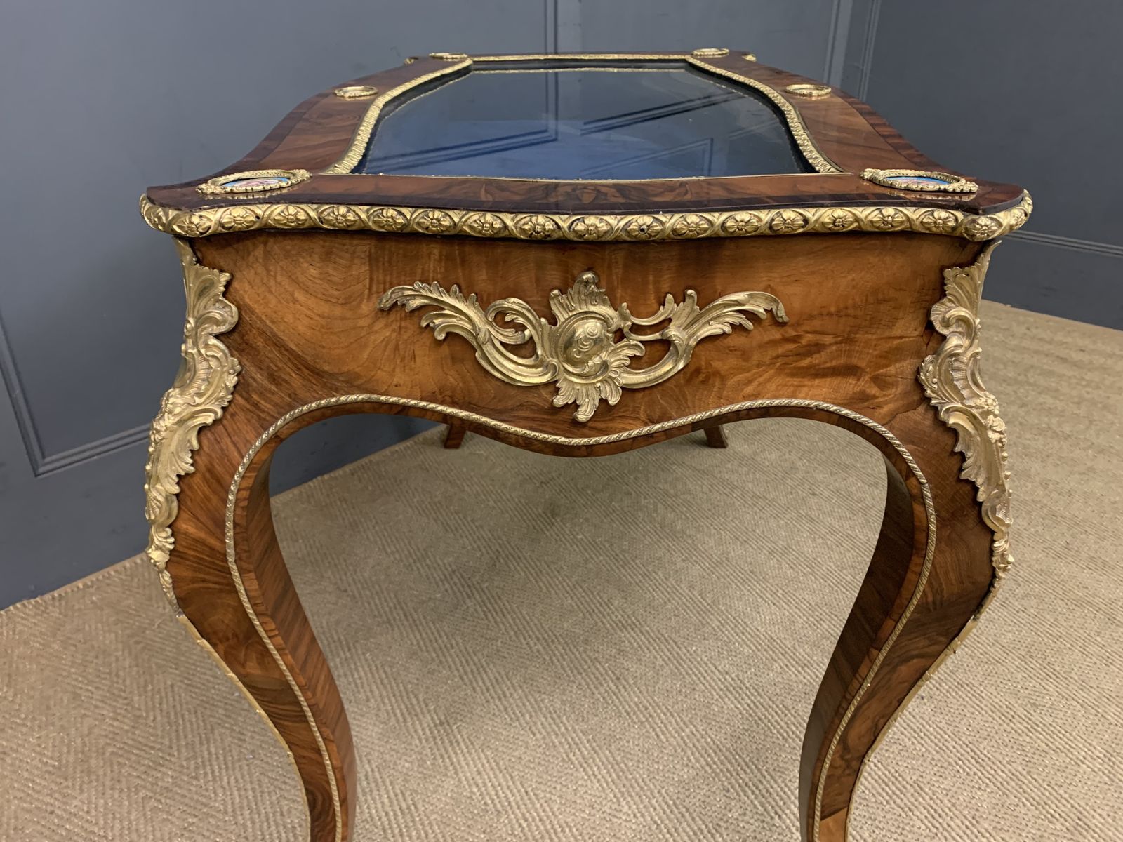 photo for sale Fine 19th Century Bijouterie Table