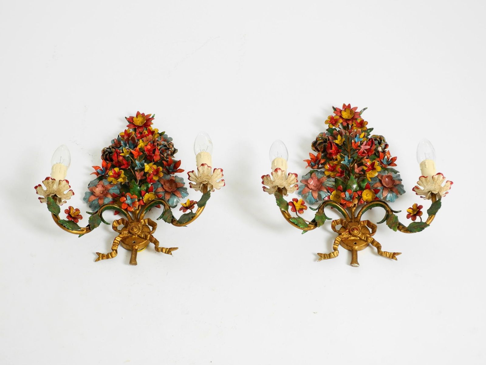 A Pair Of Beautiful 60s Hand Painted And Gilded Metal Wall Lamps By Hans Möller photo 1480.0