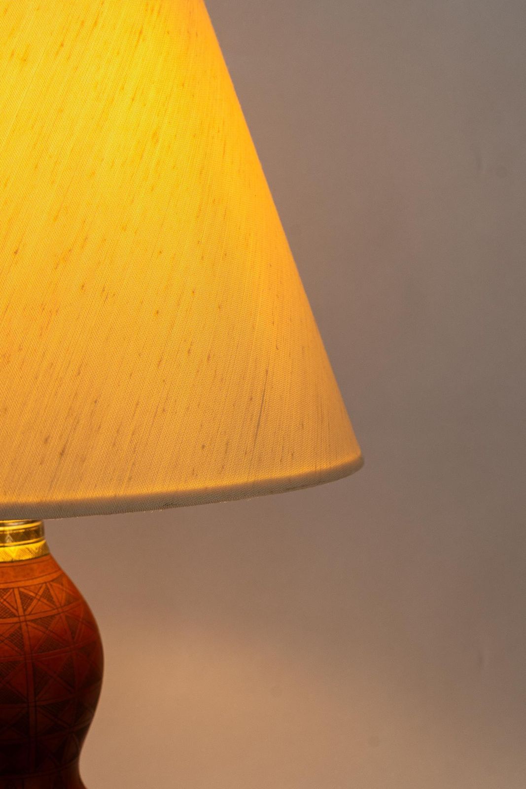 photo vinterior Art Deco Table Lamp With A Sort Of Pumpkin Hand Engraved With Fabric Shade 1920s