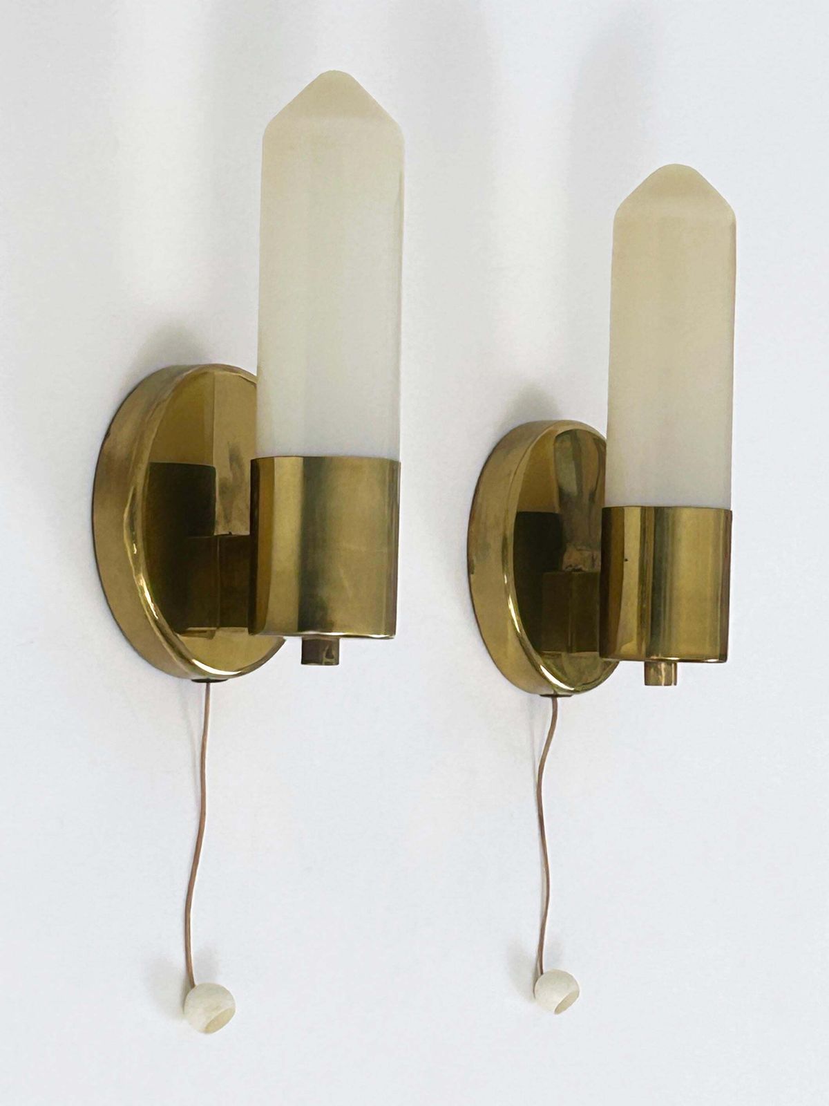 photo vintage Set Of Two Elegant Bauhaus Brass & Opaline Glass Sconces Germany 1950s