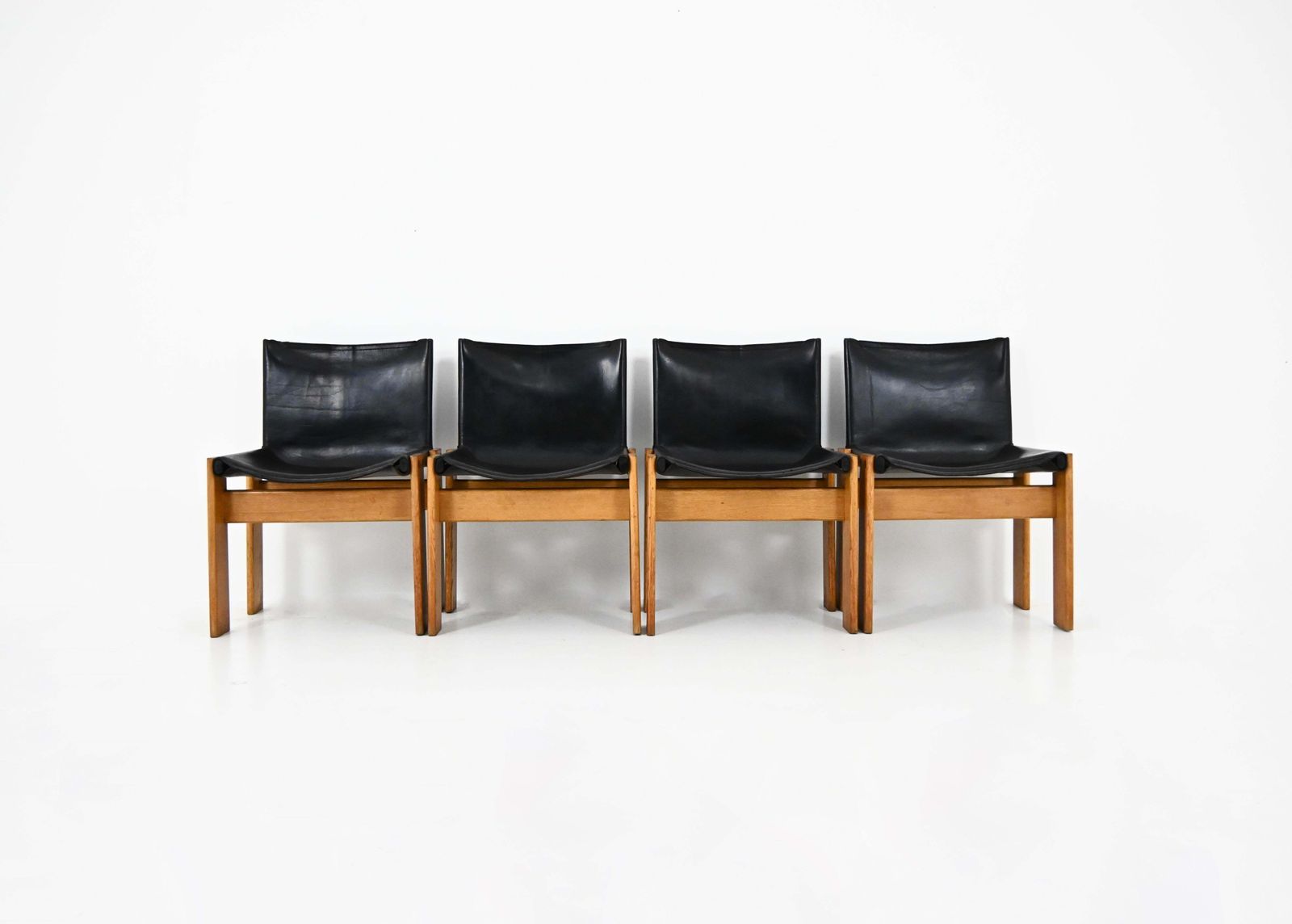 Monk Dining Chairs By Afra & Tobia Scarpa For Molteni, 1970s, Set Of 4 photo Furniture