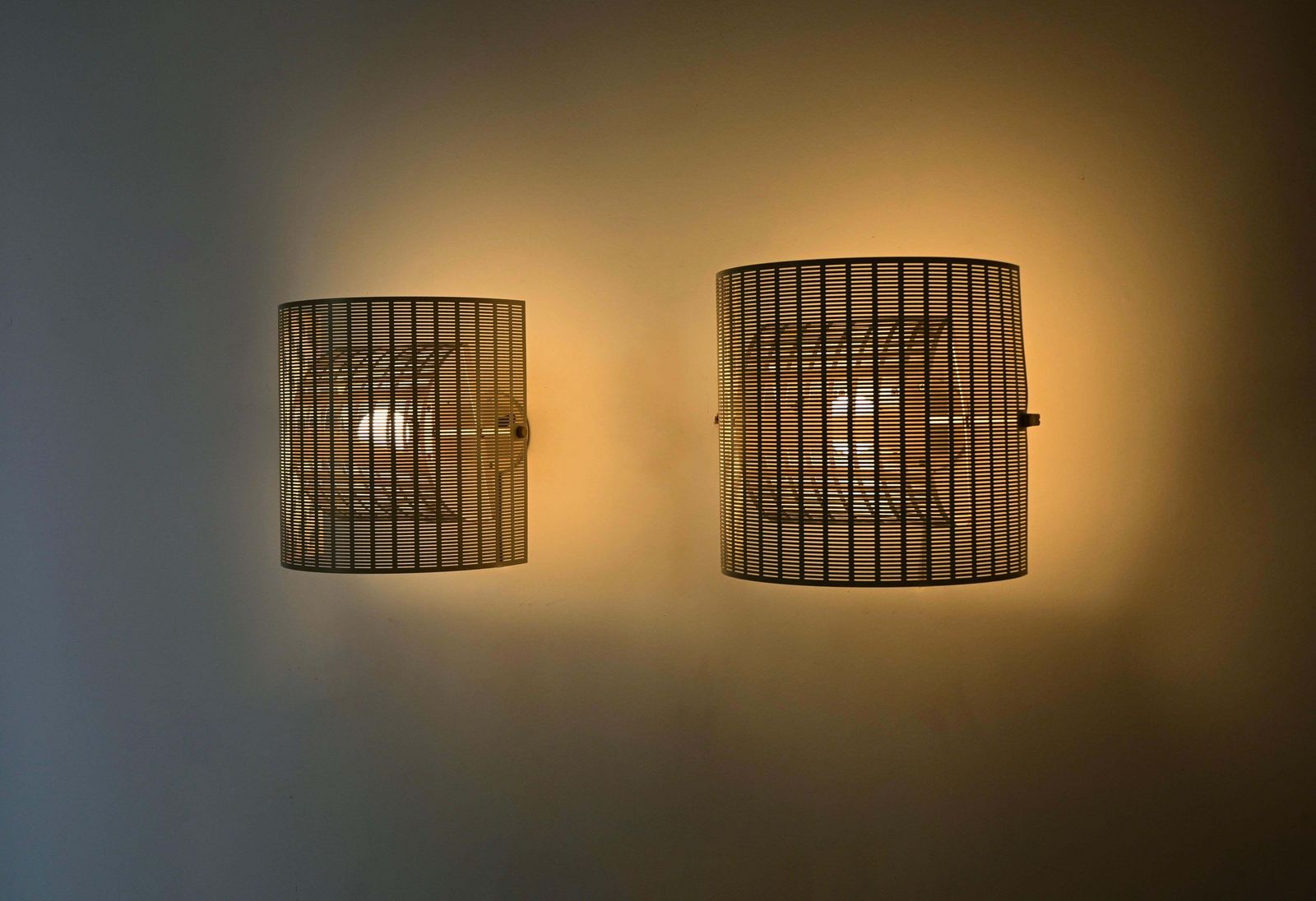 photo furniture Shogun Wall Lamps By Mario Botta For Artemide, 1980s, Set Of 2