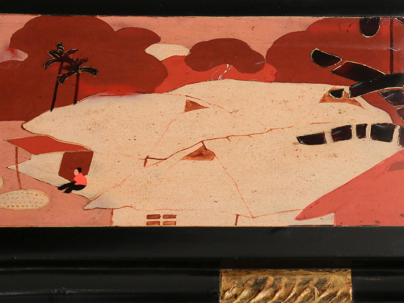 photo furniture Série de trois tables gigognes, décor asiatique, bois ébonisé et doré, années 1920