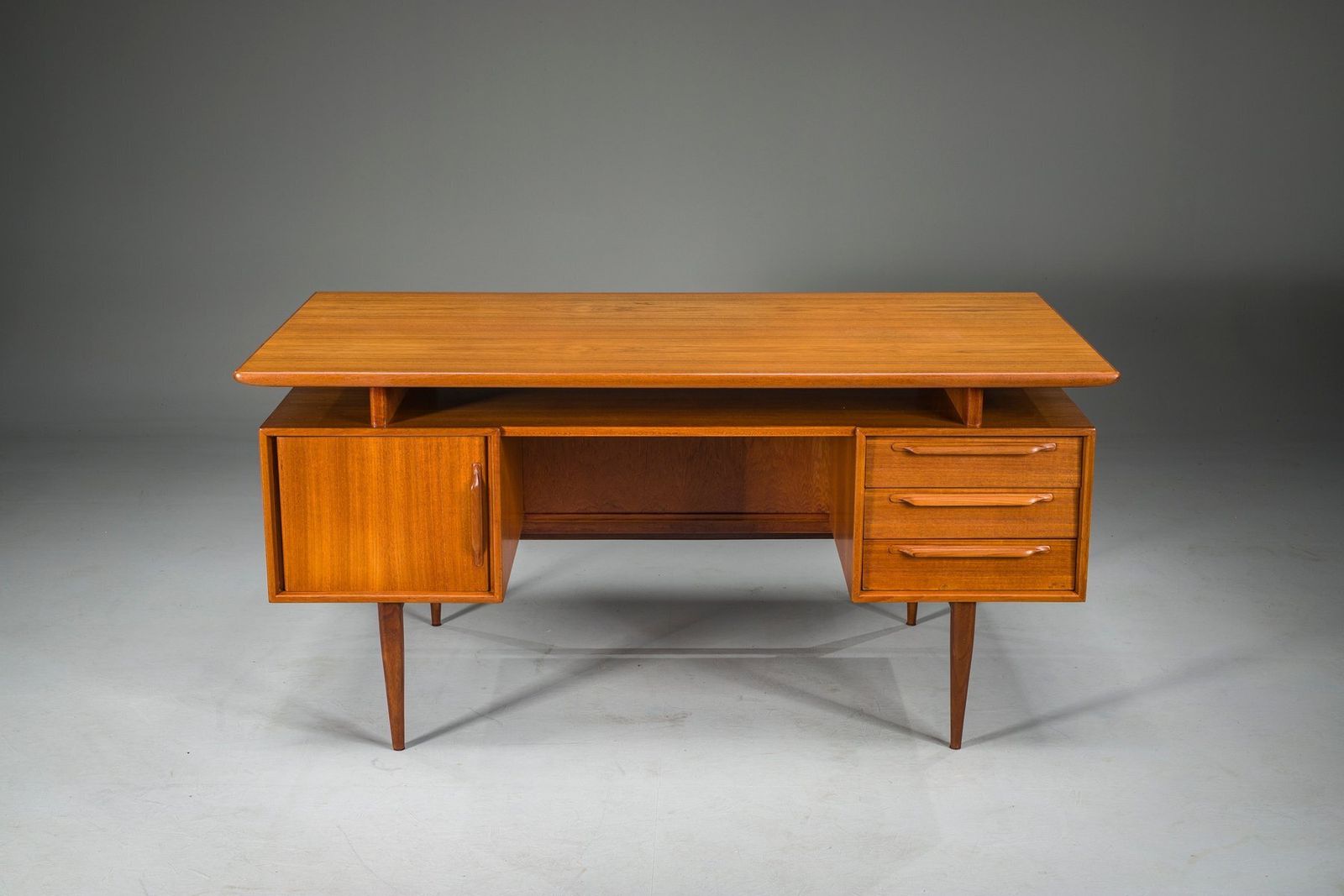 Model Rt200 Desk In Teak By Heinrich Riestenpatt, Germany, 1960s photo for sale