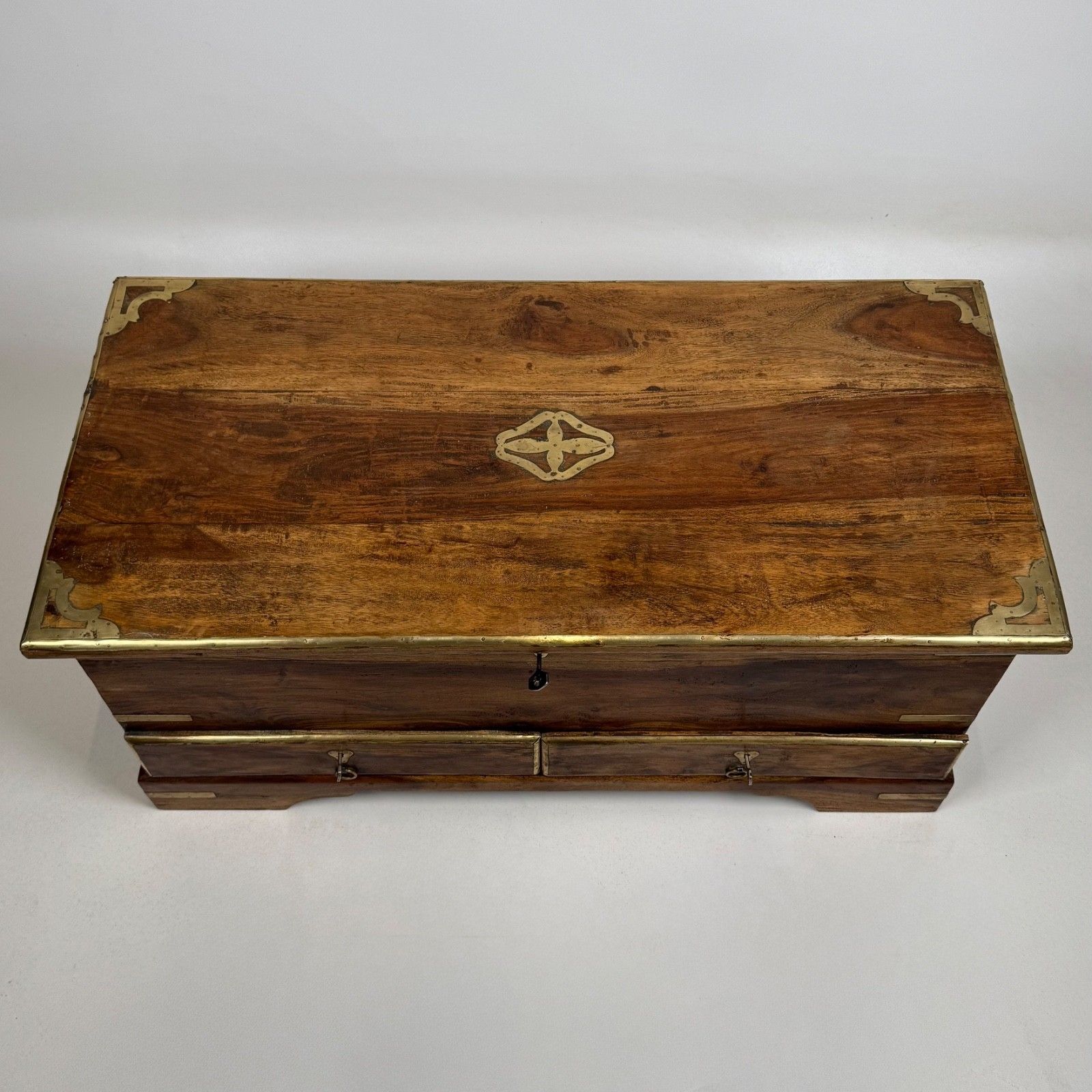 photo for sale Antique 20th Century Brass Inlaid Fitted Storage Chest ( Af 5353 )