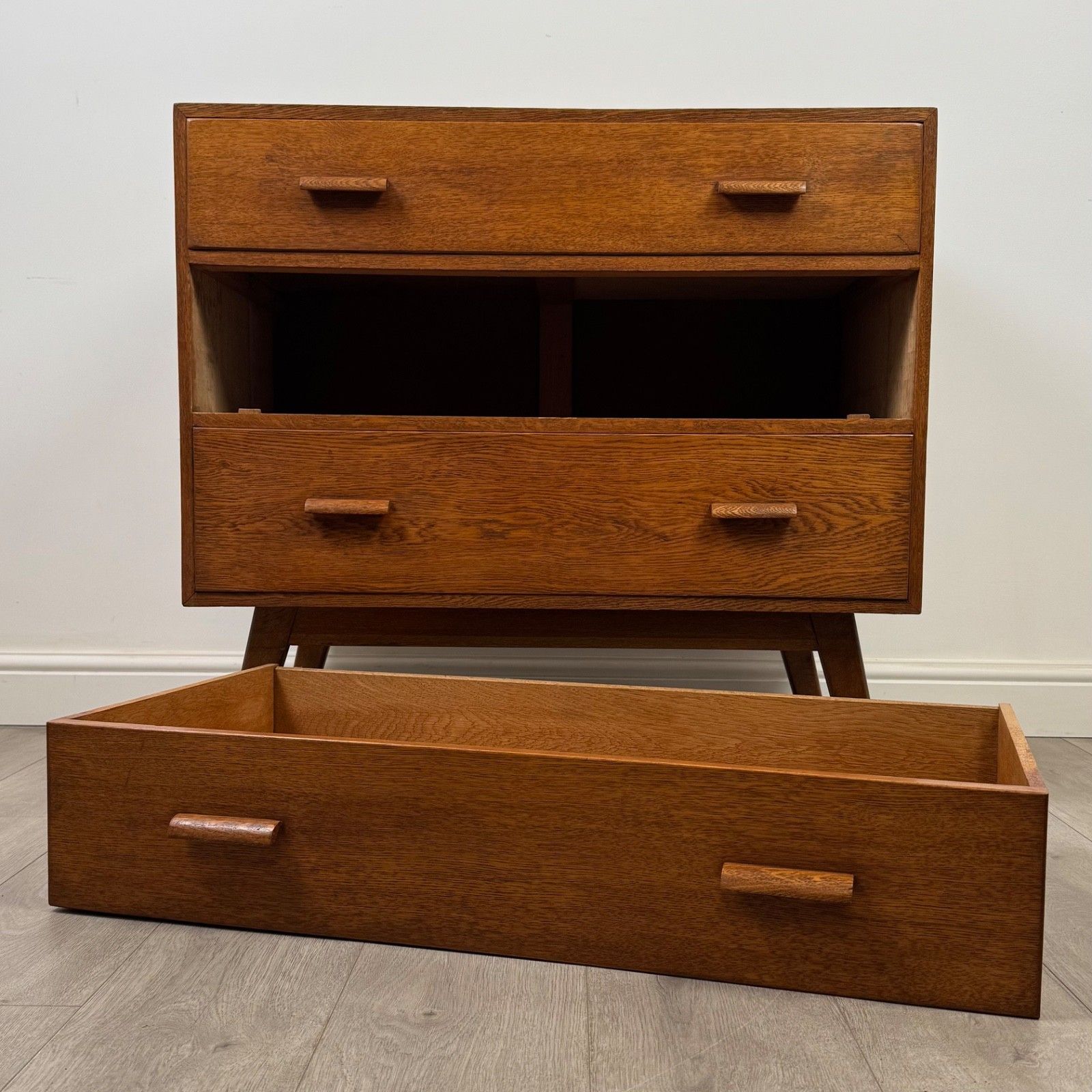 photo for sale Vintage 20th Century Chest Of Drawers In Golden Oak ( Af 5334 )