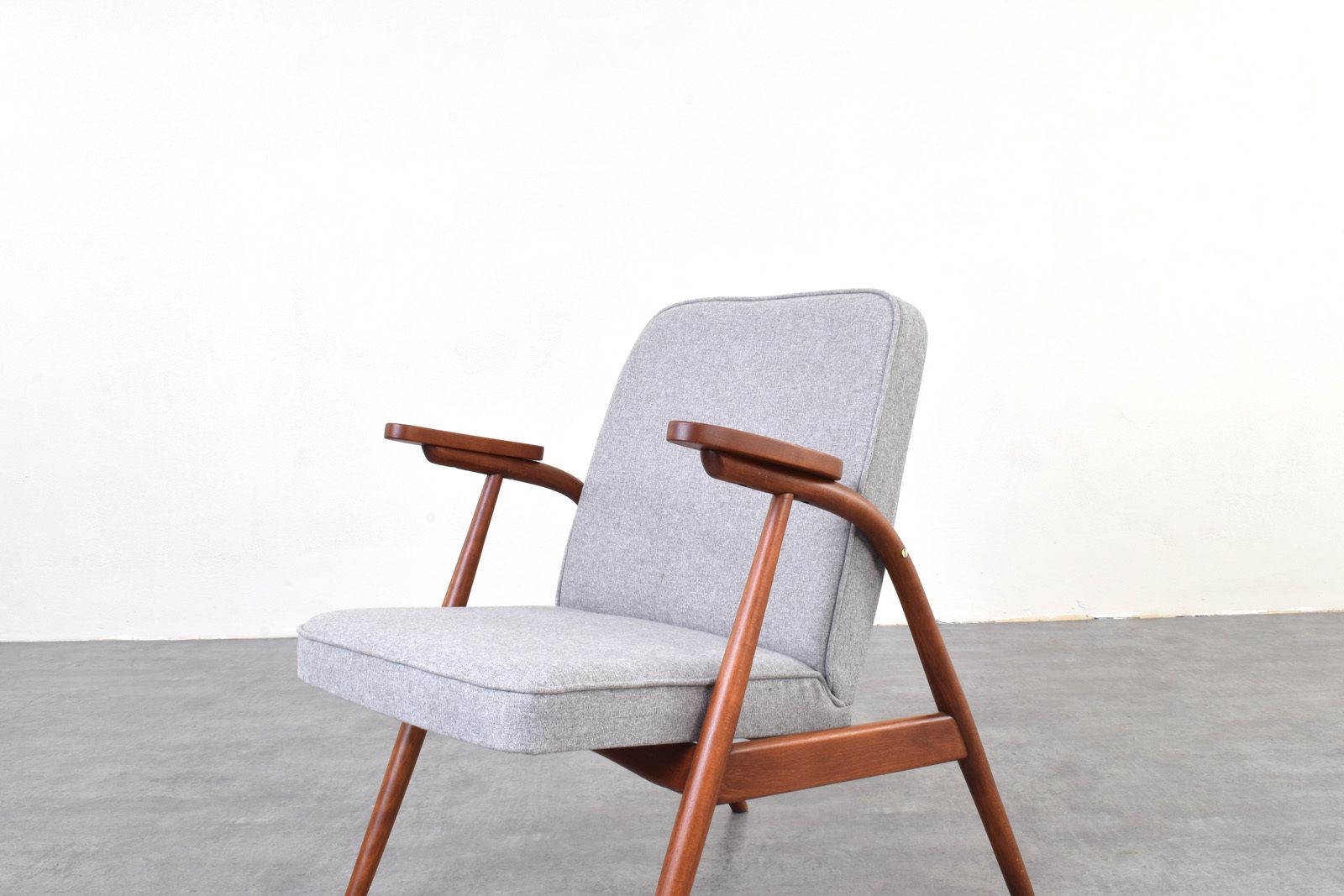 Mid Century Polish Lounge Chair, 1960s. photo vintage