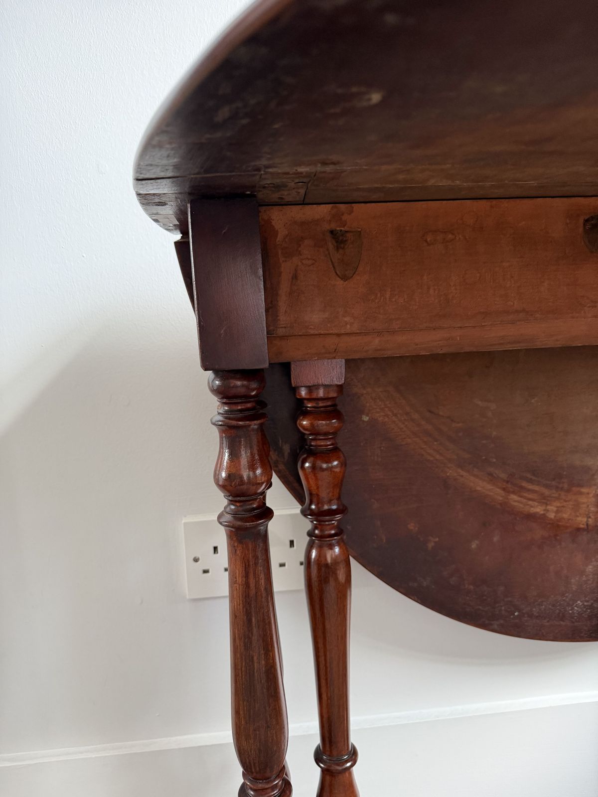 Burr Walnut Sutherland Drop Leaf Table photo buy