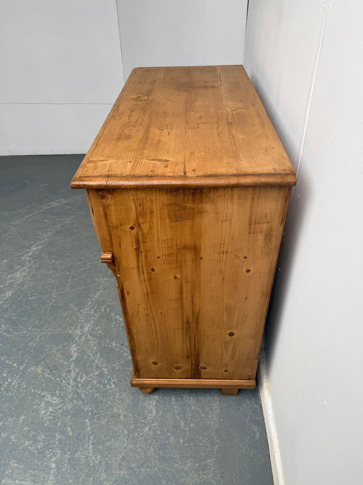 A Pretty Pine Victorian Waxed Carved Kitchen Dresser Base photo for sale