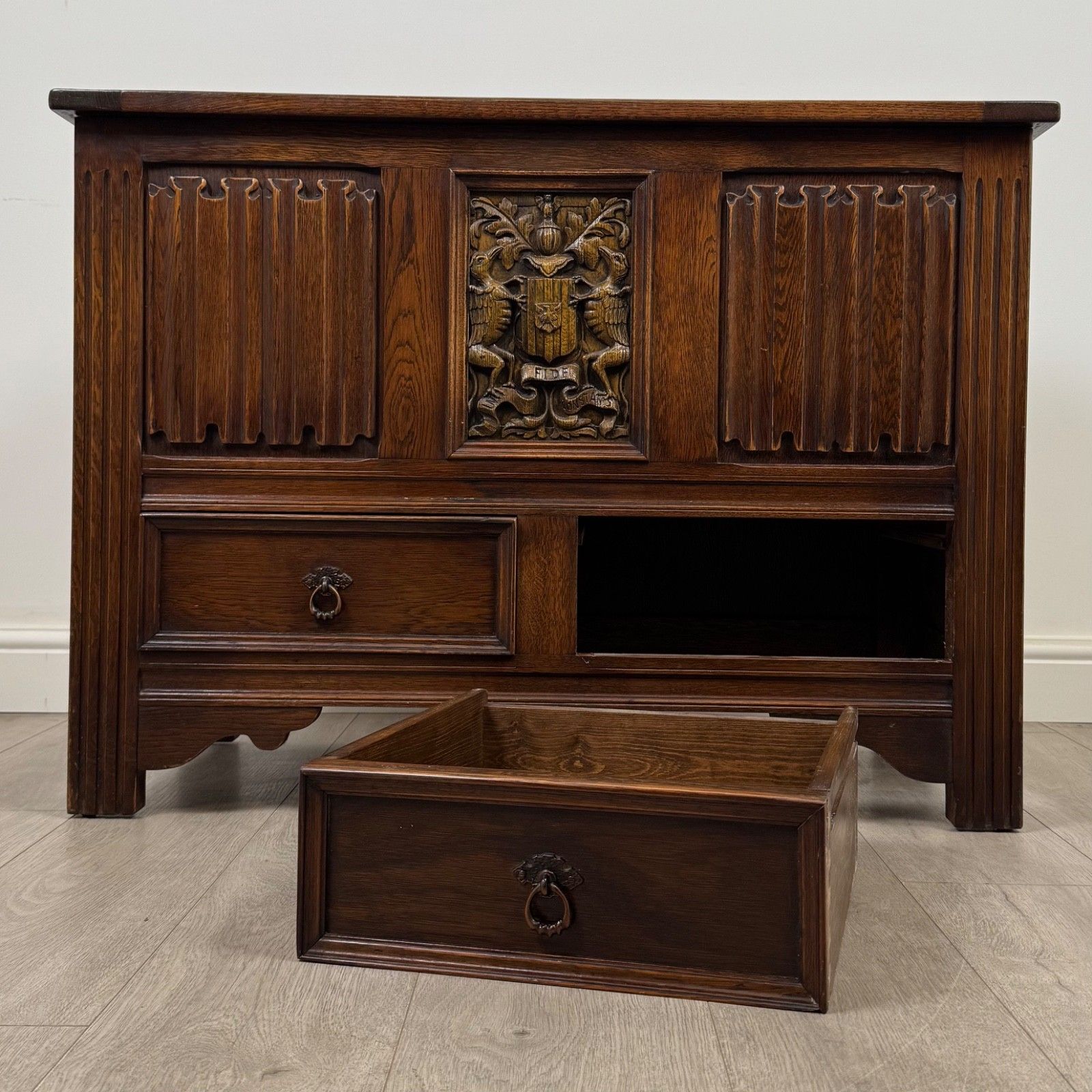 Furniture Antique 20th Century Linenfold Mule Chest In Oak ( Af 5354 ) photo