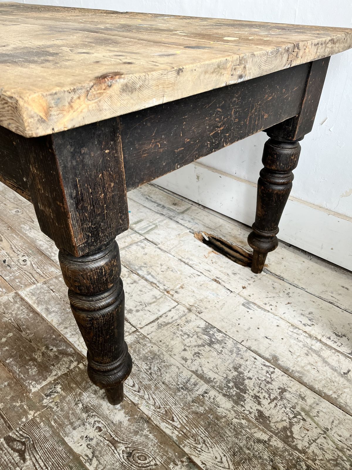 photo vintage A Very Rustic Characterful Artists Studio Workshop Table