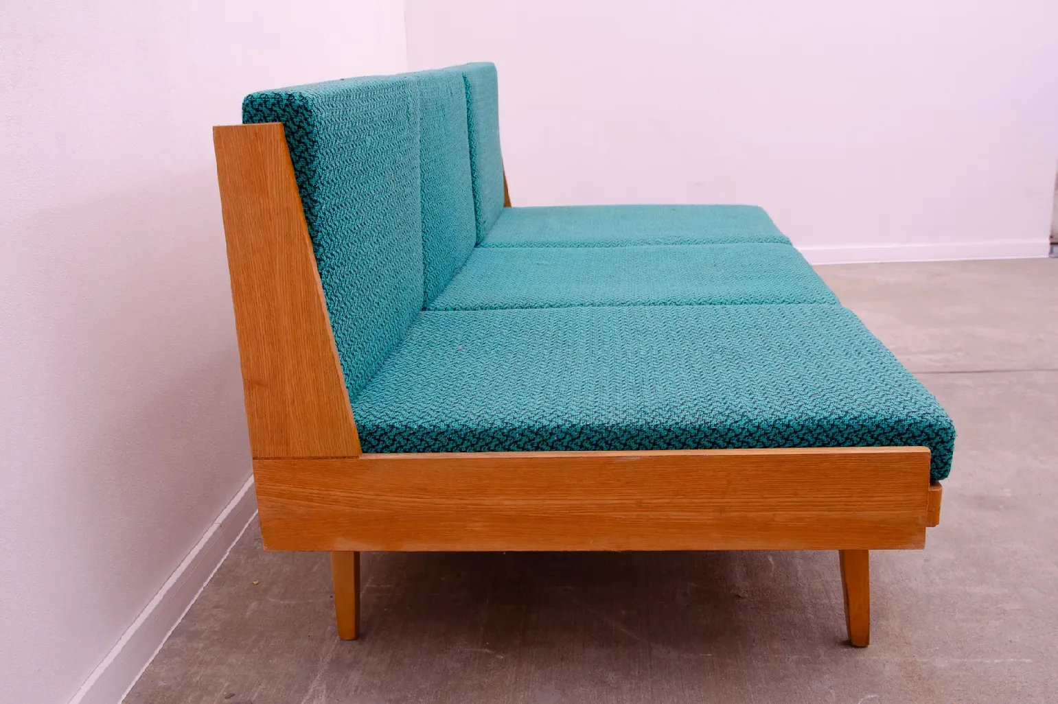 My Store Mid Century Slaapbank Van Drevotvar, Jaren 1970, Tsjecho Slowakije €664,00 photo Meubels