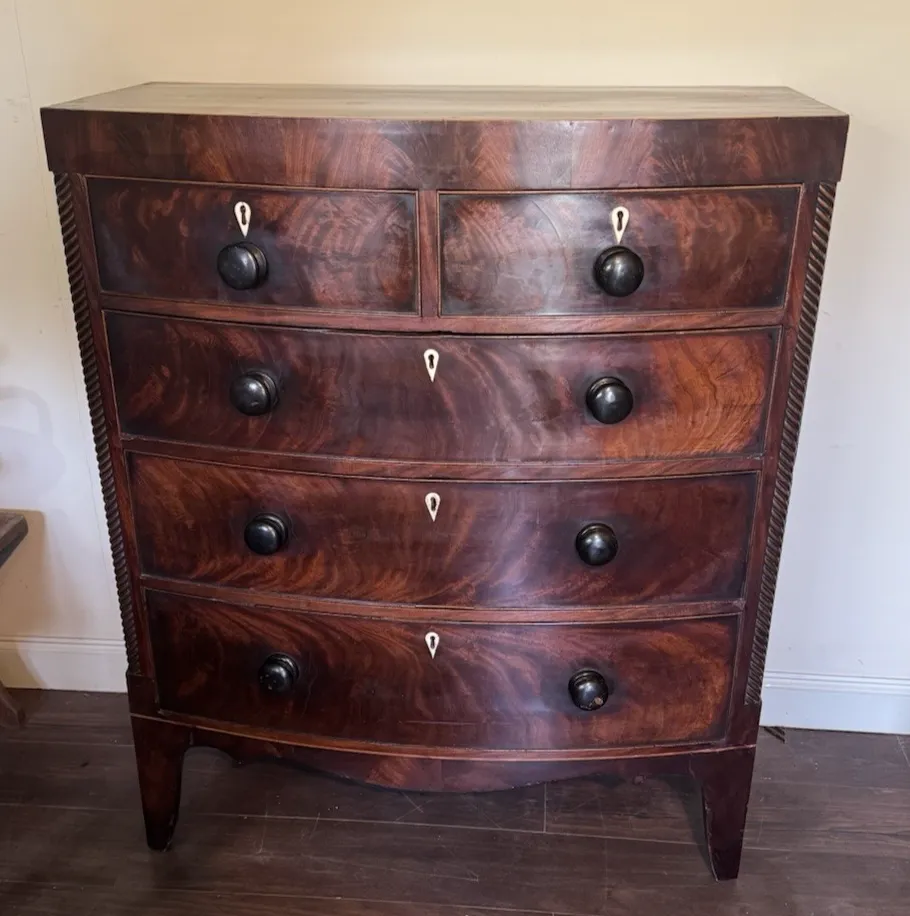 Regency Mahogany Bow Fronted Chest Of Drawers
