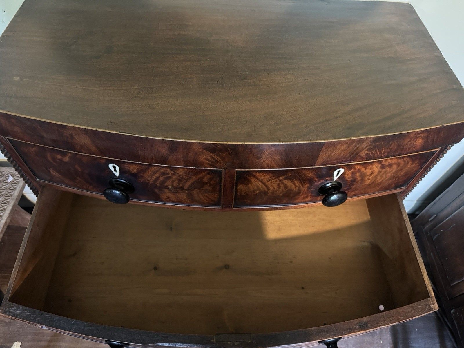 photo vinterior Regency Mahogany Bow Fronted Chest Of Drawers