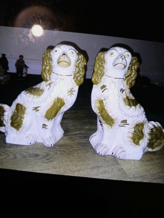Yorkshire Staffordshire Porcelain Statue Of Two Dogs photo furniture
