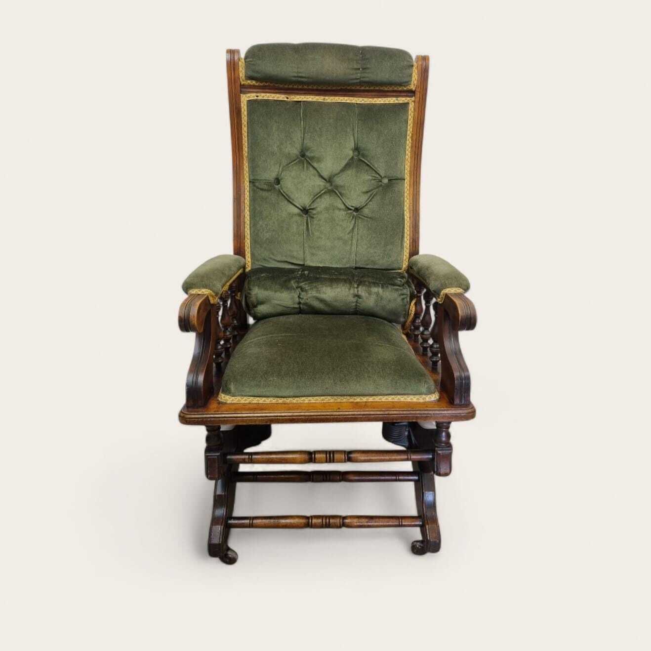 Antique Traditional American Rocking Chair / C.1920 photo Furniture