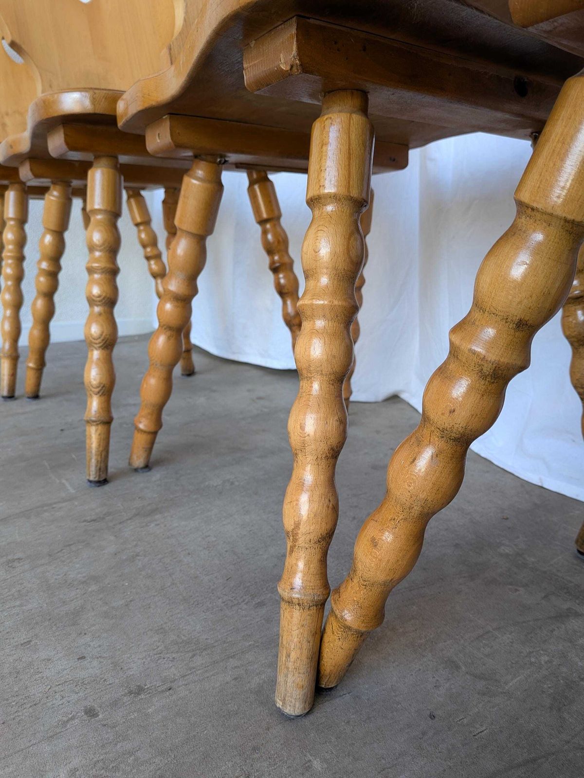 photo vinterior Set Of 6 Vintage Tyrolean Heart Cutout Wooden Dining Chairs, Rustic Farmhouse Style