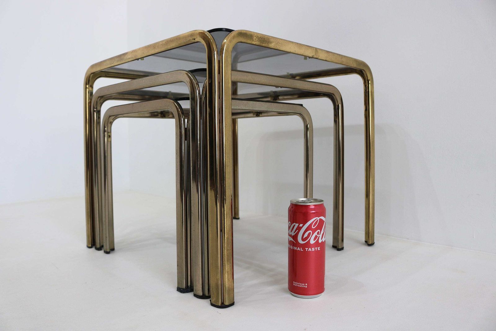 photo furniture Vintage Mid Century Modern Smoked Glass Nesting Tables – Gold Brass Set Of 3 – Versatile Coffee & Side Tables – Retro Italian Design