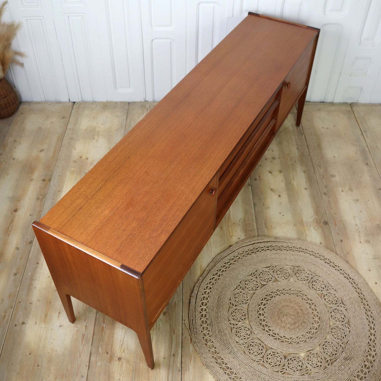 Rare Mid Century Teak 'Da Silva' Younger Sideboard photo vinterior