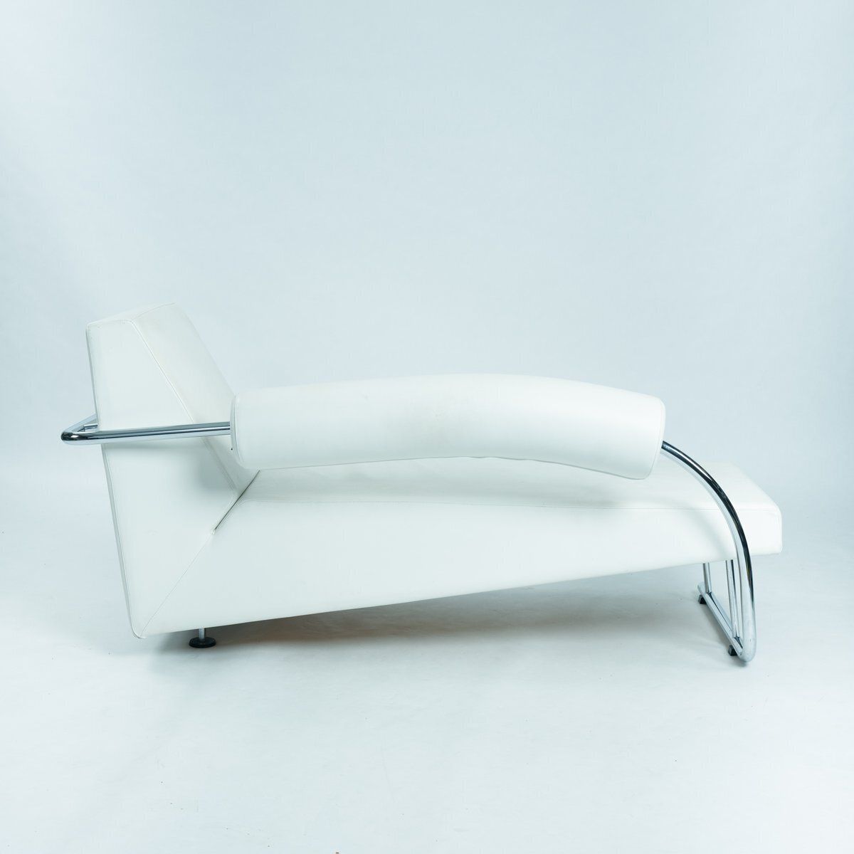 Postmodern Chaise Lounge In White Leather And Tubular Steel From Rob Eckhardt, 1980s photo Furniture