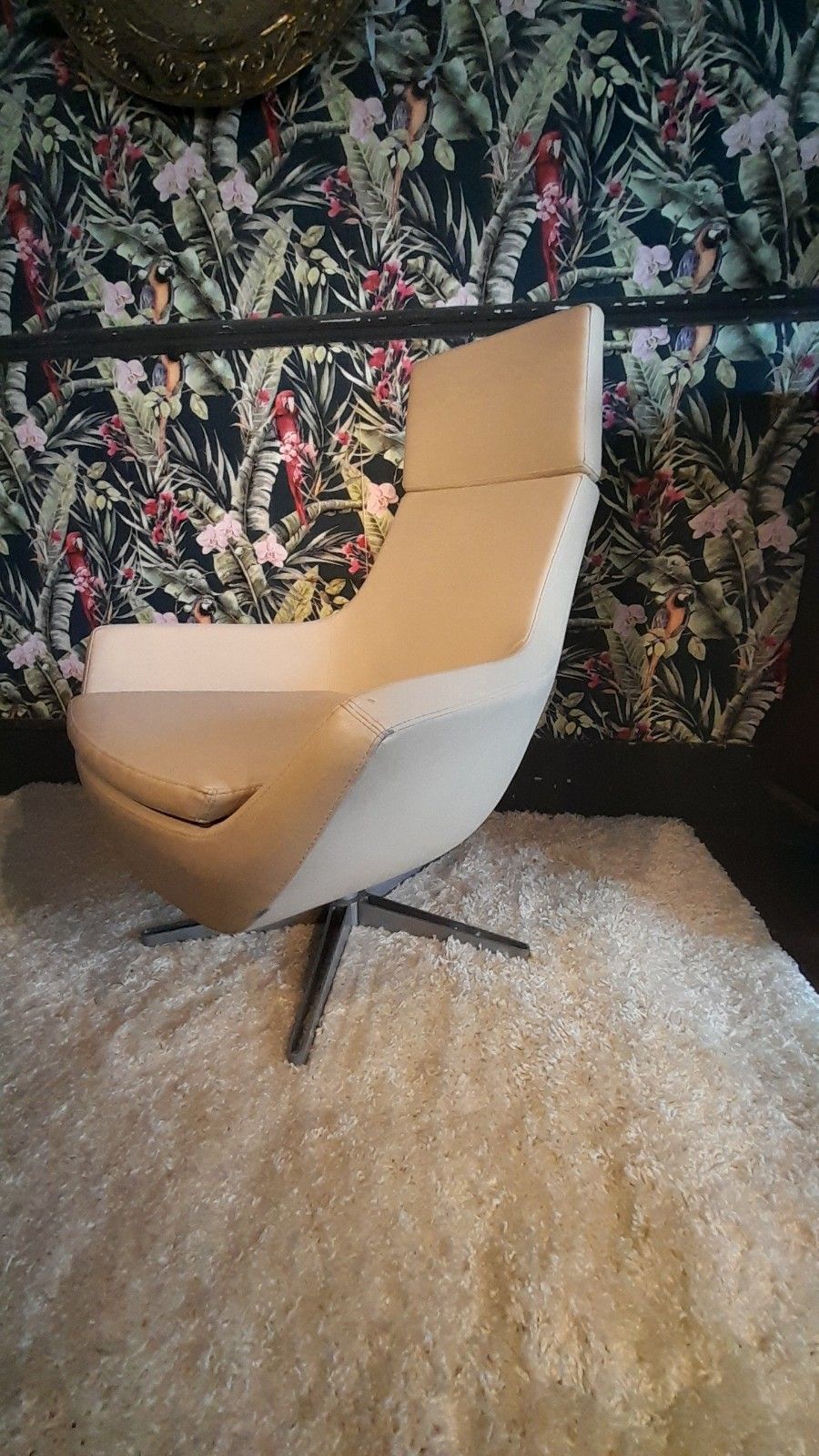 Stylish High Quality Scandinavian Cream Leather Swivel Chair By "Swedese" photo for sale