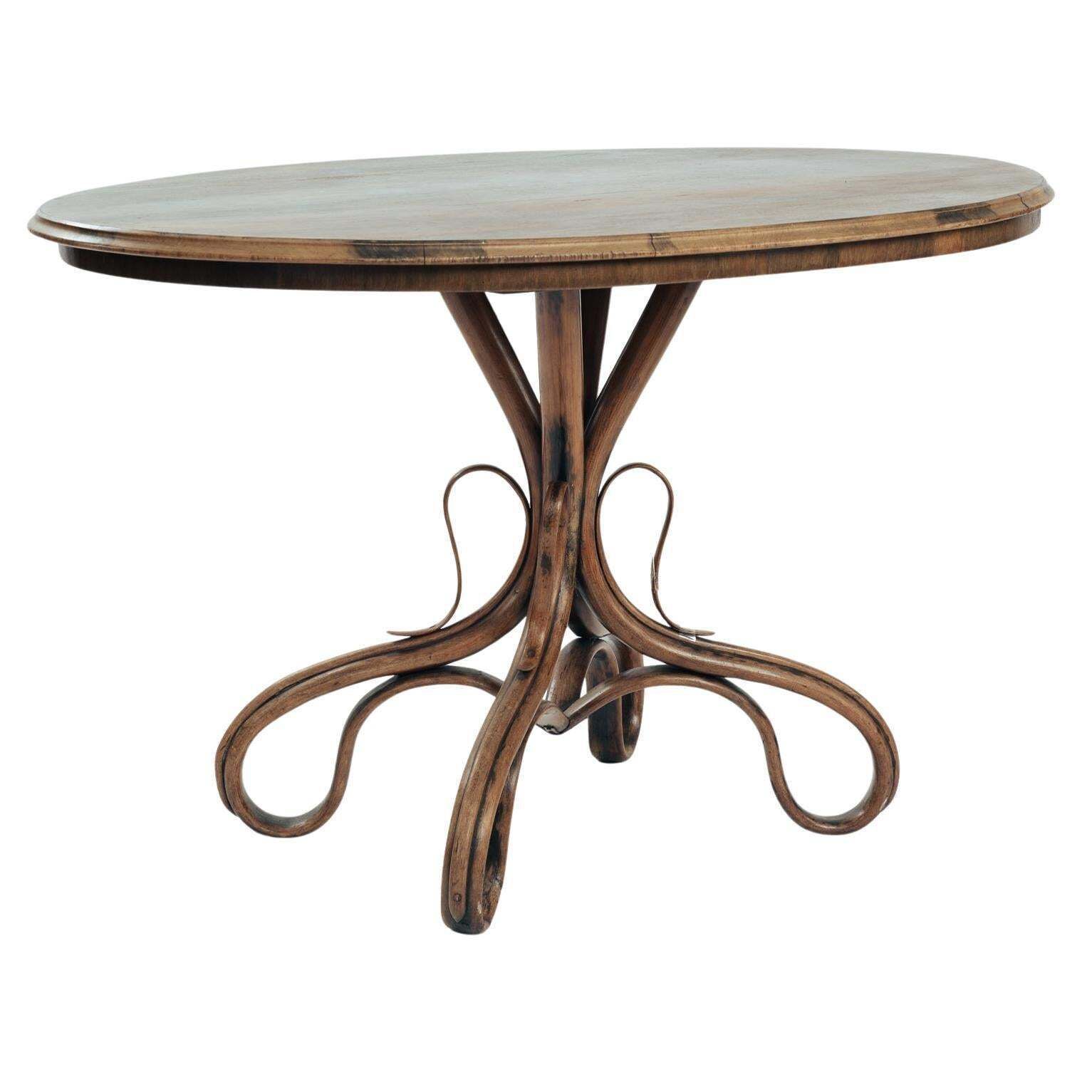 Thonet Occasional Center Table Model No. 3, Bentwood With Flamed Palisander, 1890