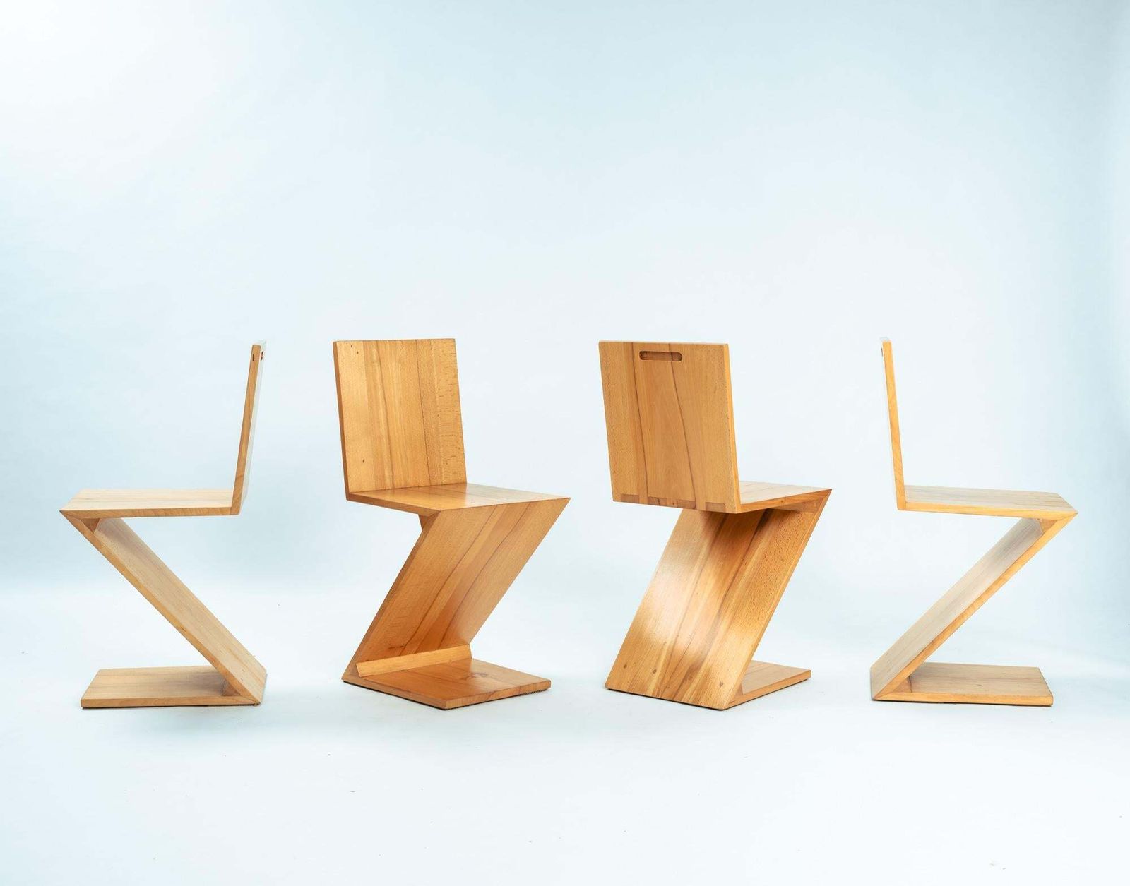 4 Zig Zag Ashwood Modernist Chairs After Design Gerrit Rietveld, De Stijl 1930's photo 4211.0