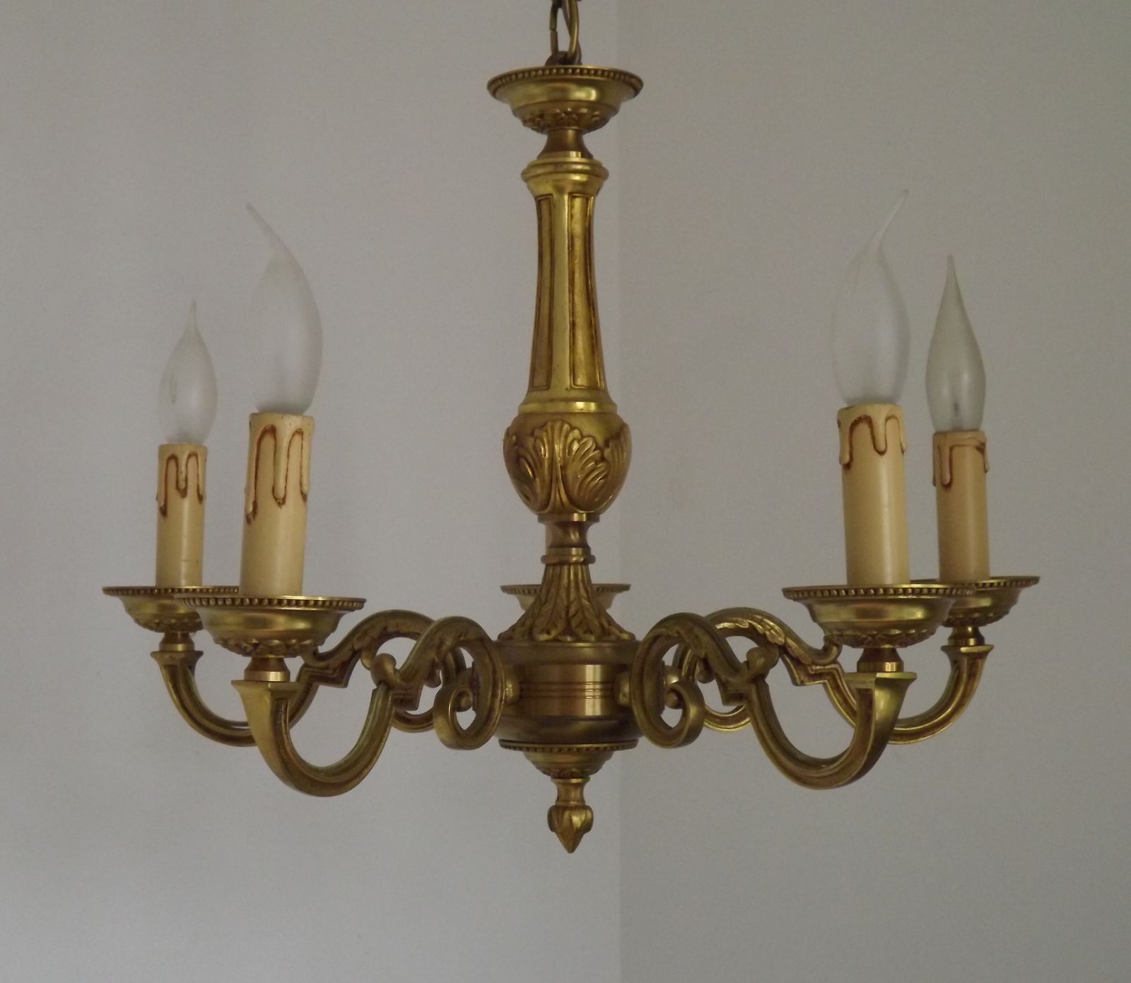 French Mid Century Quality Bronze 5 Light Traditional Style Chandelier photo vinterior