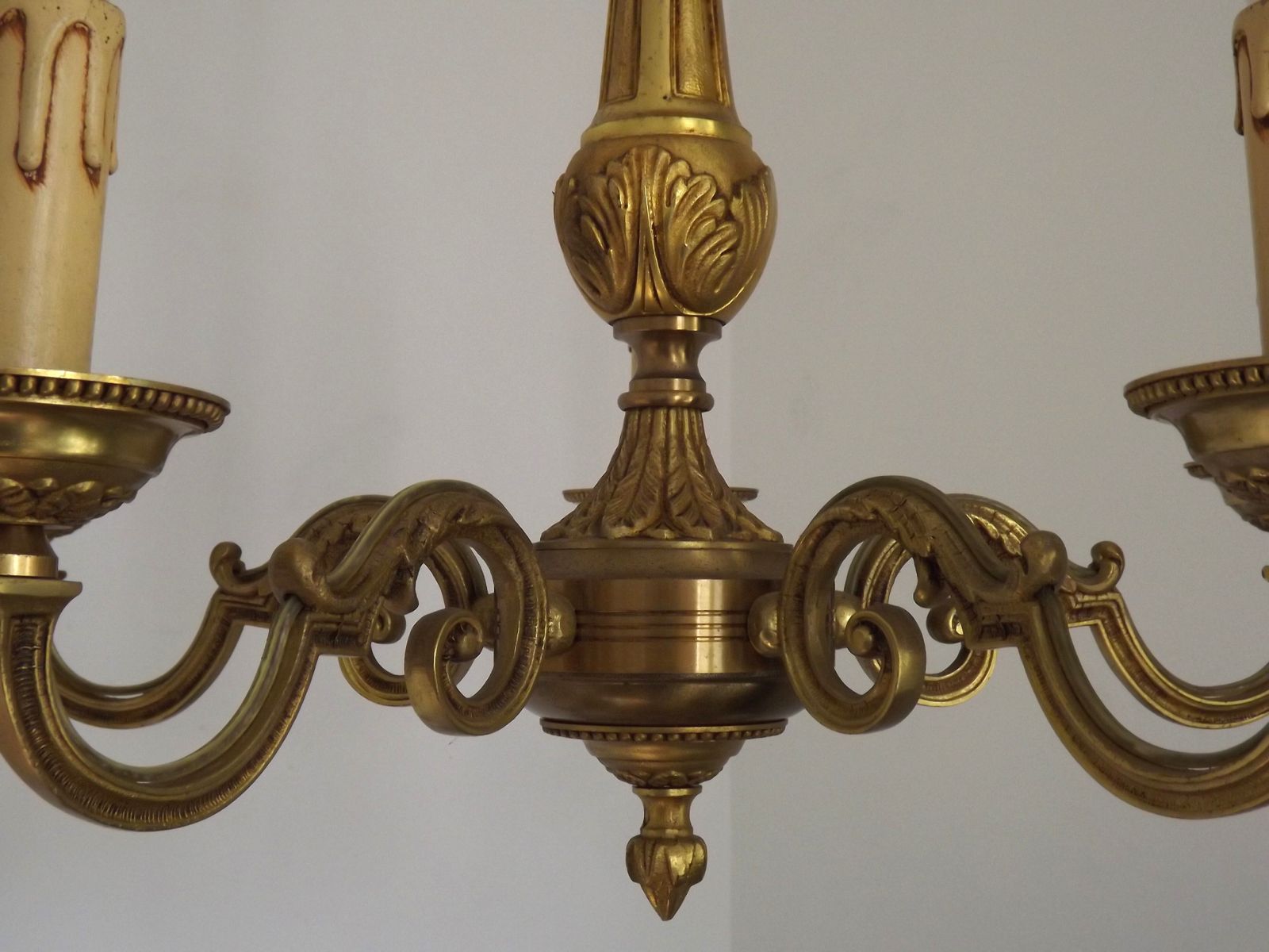 photo furniture French Mid Century Quality Bronze 5 Light Traditional Style Chandelier