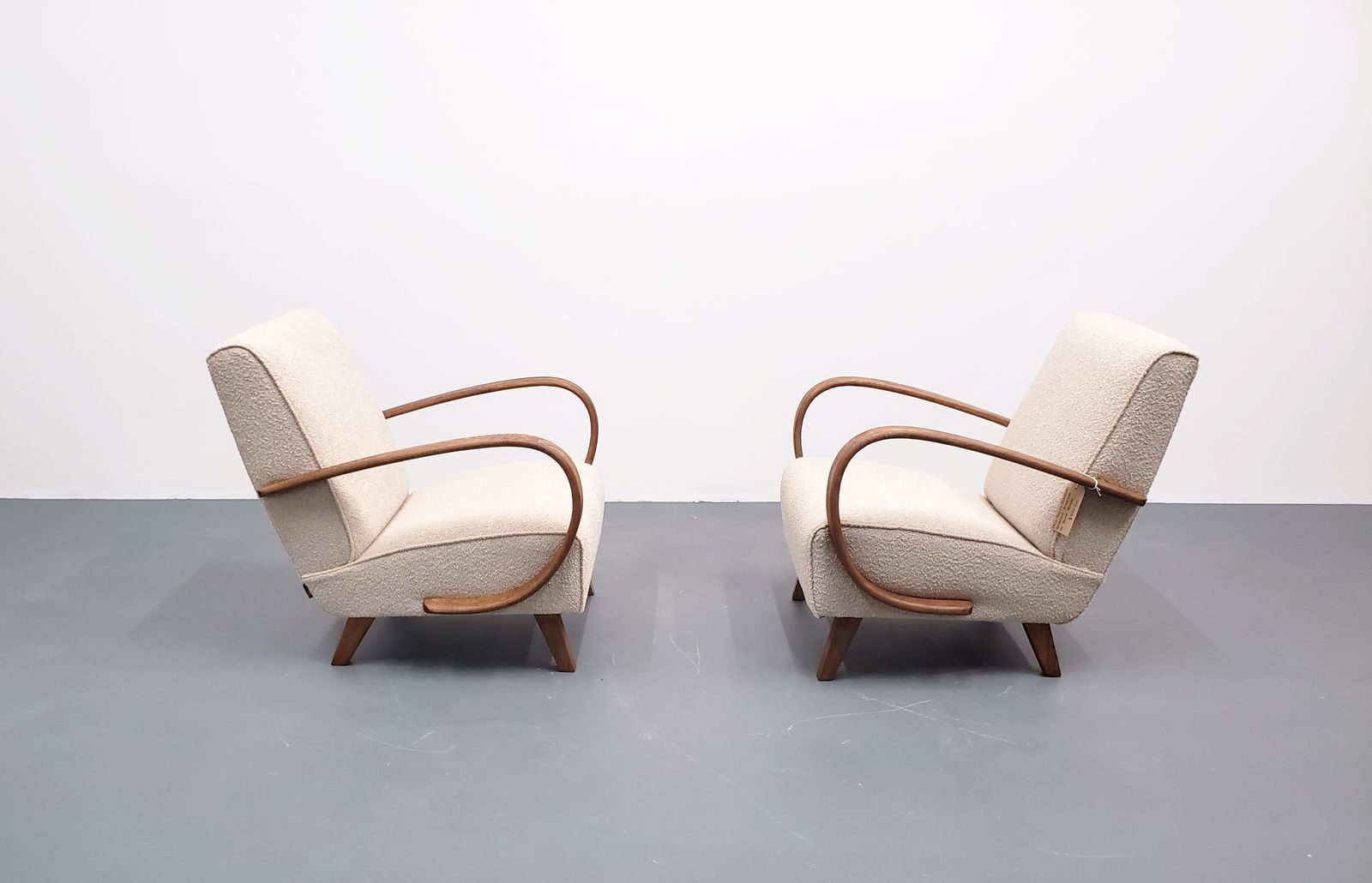 photo furniture Set Of Two   1930 Jindrich Halabala Bentwood Armchairs In Beige Boucle