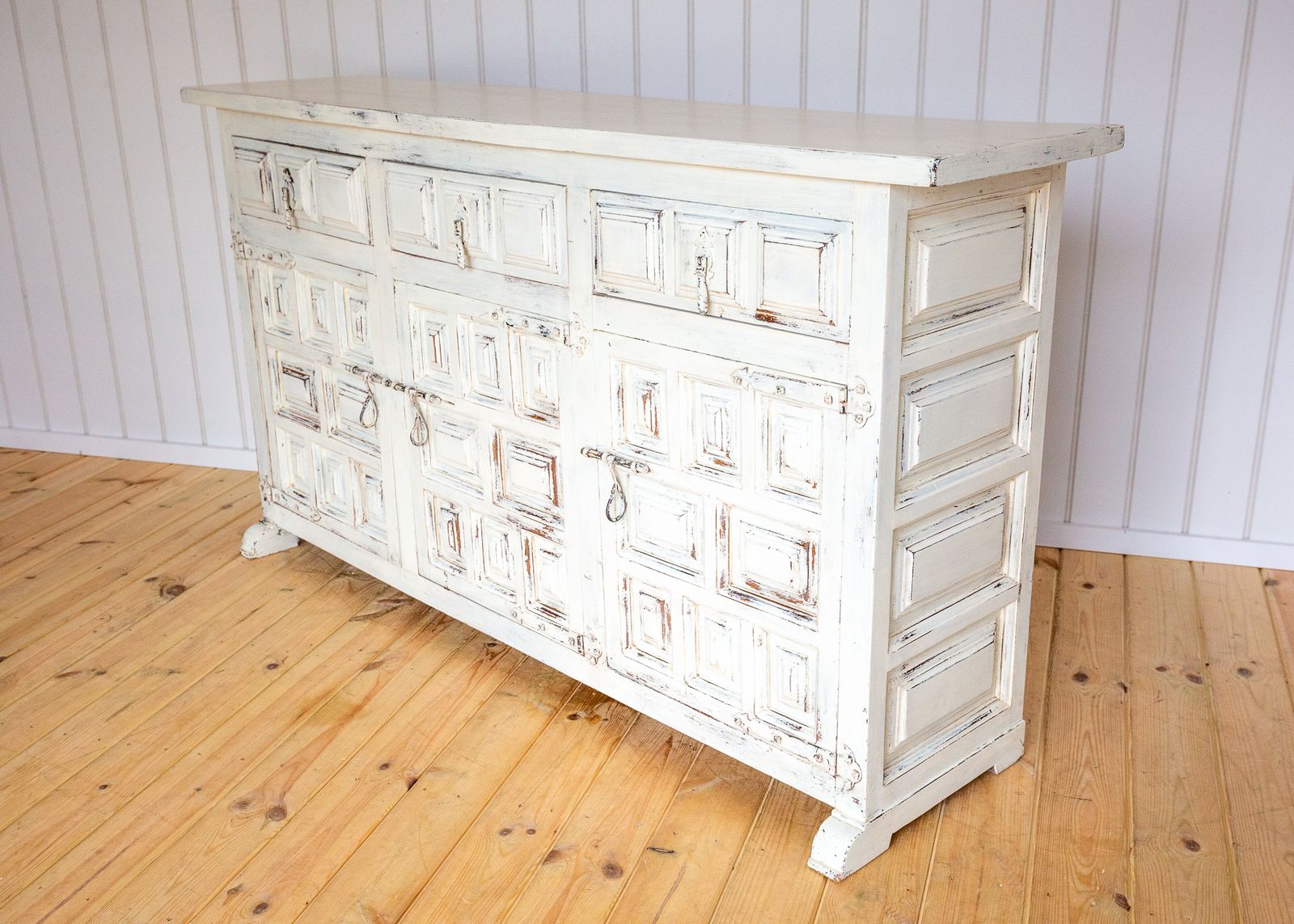 Spanish Sideboard Oak Iron Painted Baroque Tuscan Credenza Early 20th Century Brutalist Catalan Geometric Media Uni.T Credenza Buffet photo for sale
