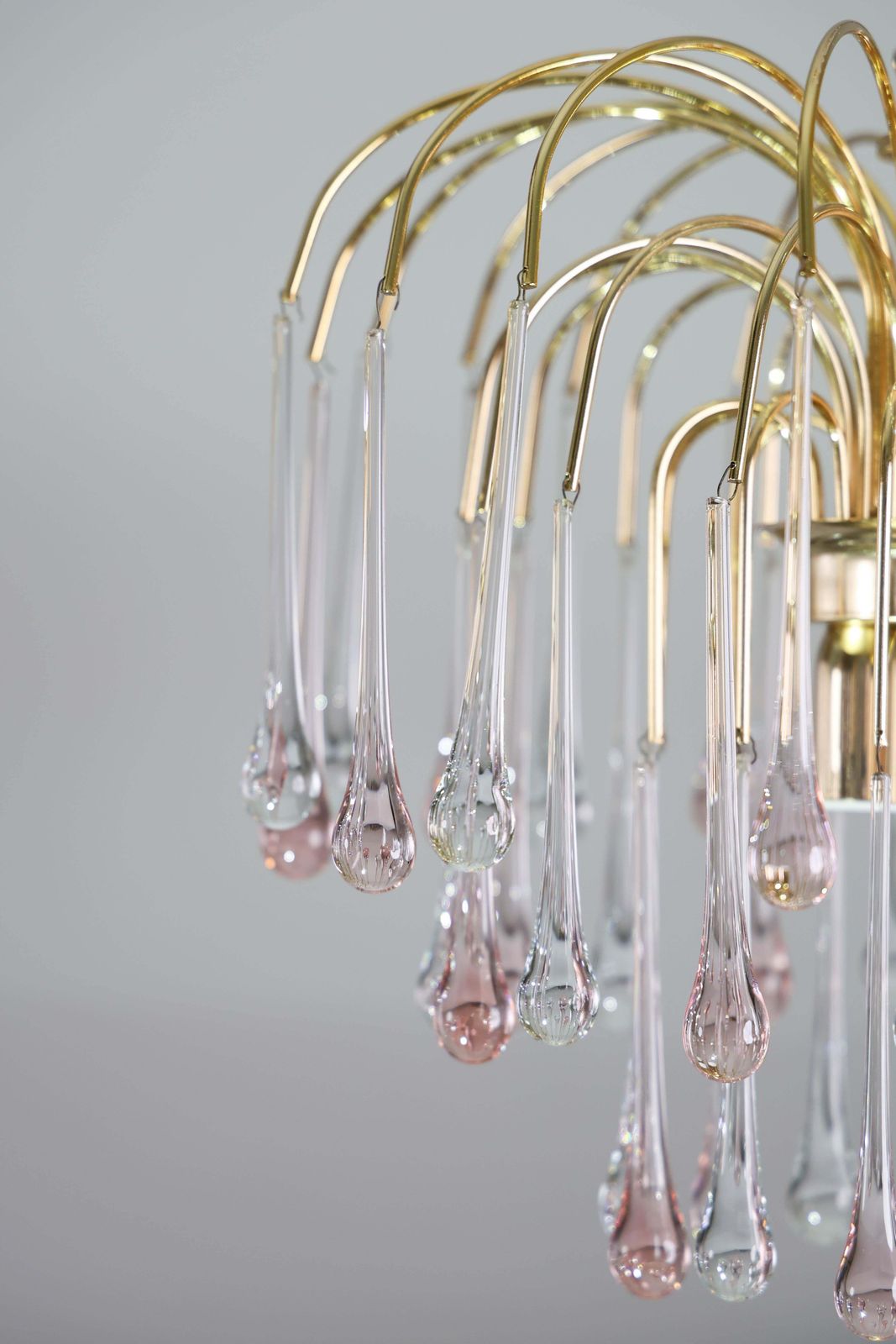 Lady Grace, Chandelier With Pink And Transparent Pendants, Murano Glass, 1980 photo vinterior
