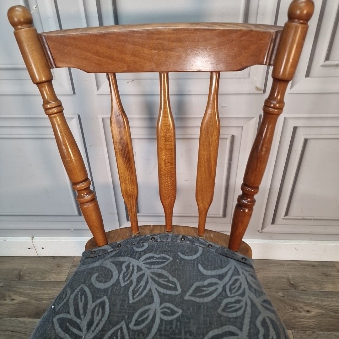 Vintage Farmhouse Dining Chair – Spindle Back Upholstered Pub Seat Solid Wood photo buy