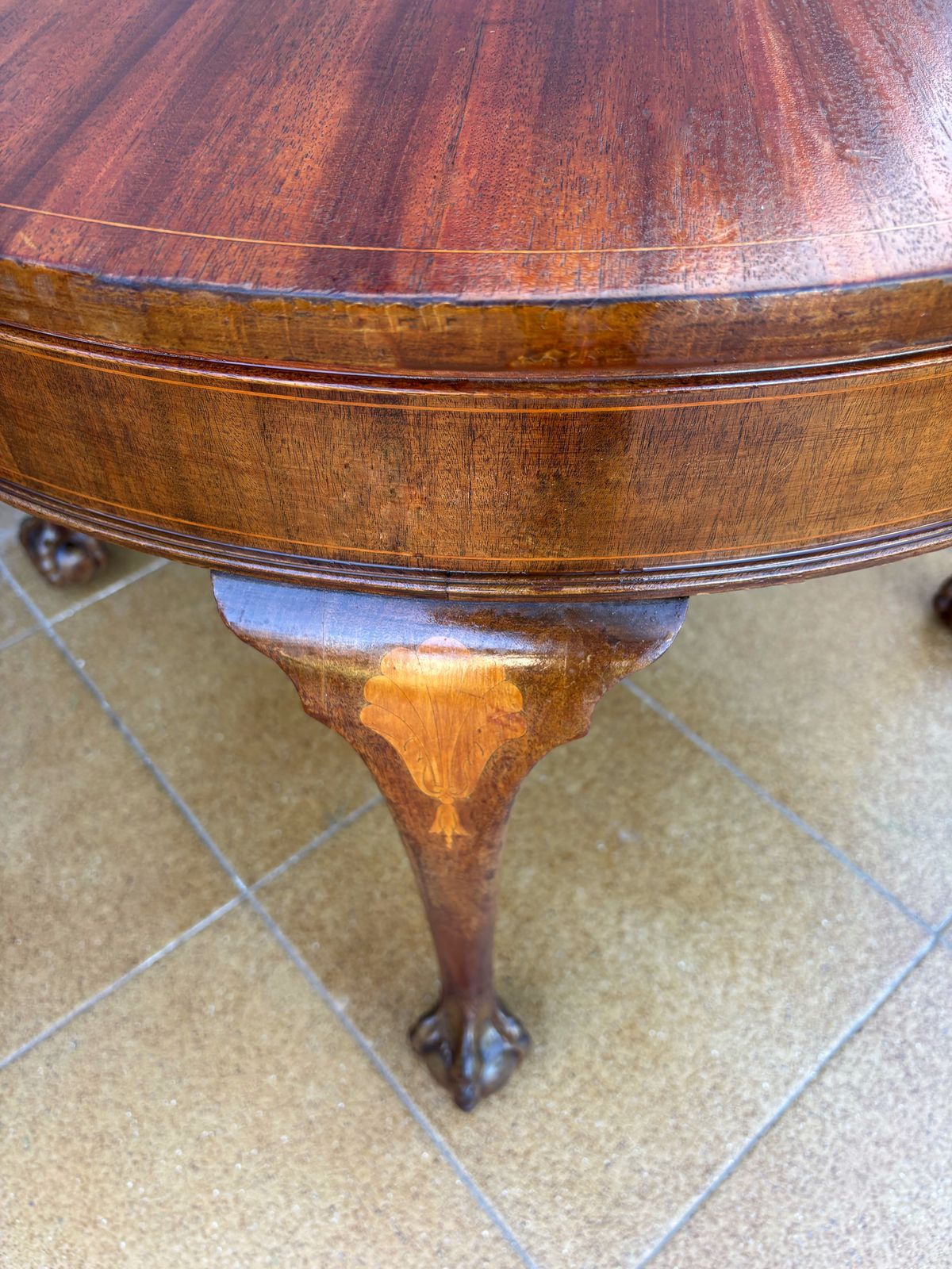 Spanish Walnut Queen Anne Style Round Side Table, Early 20th Century photo Furniture
